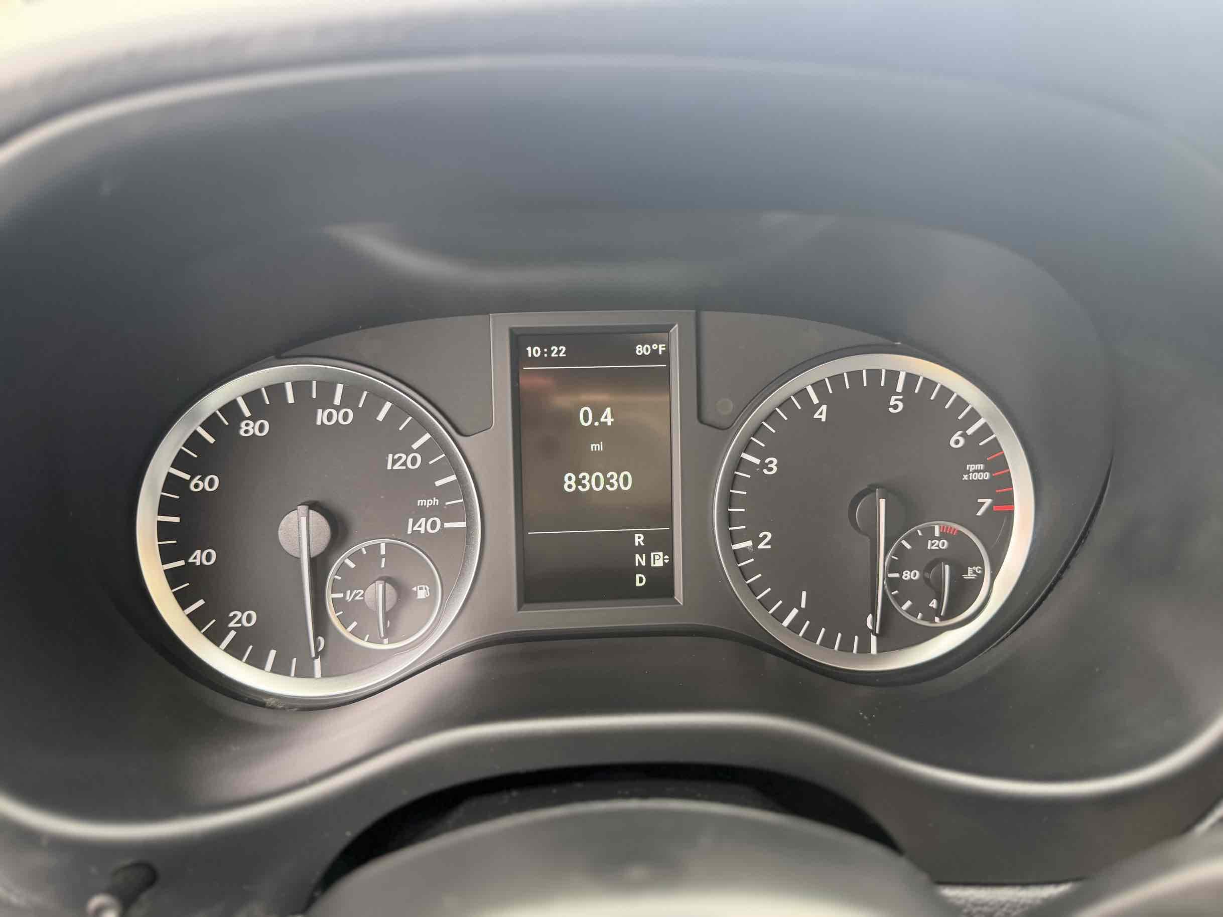 Mercedes-Benz Metris photo 16
