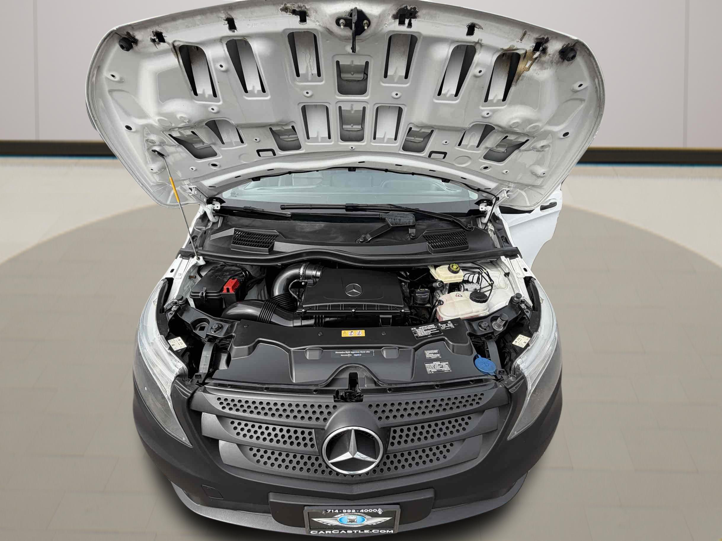 Mercedes-Benz Metris photo 19