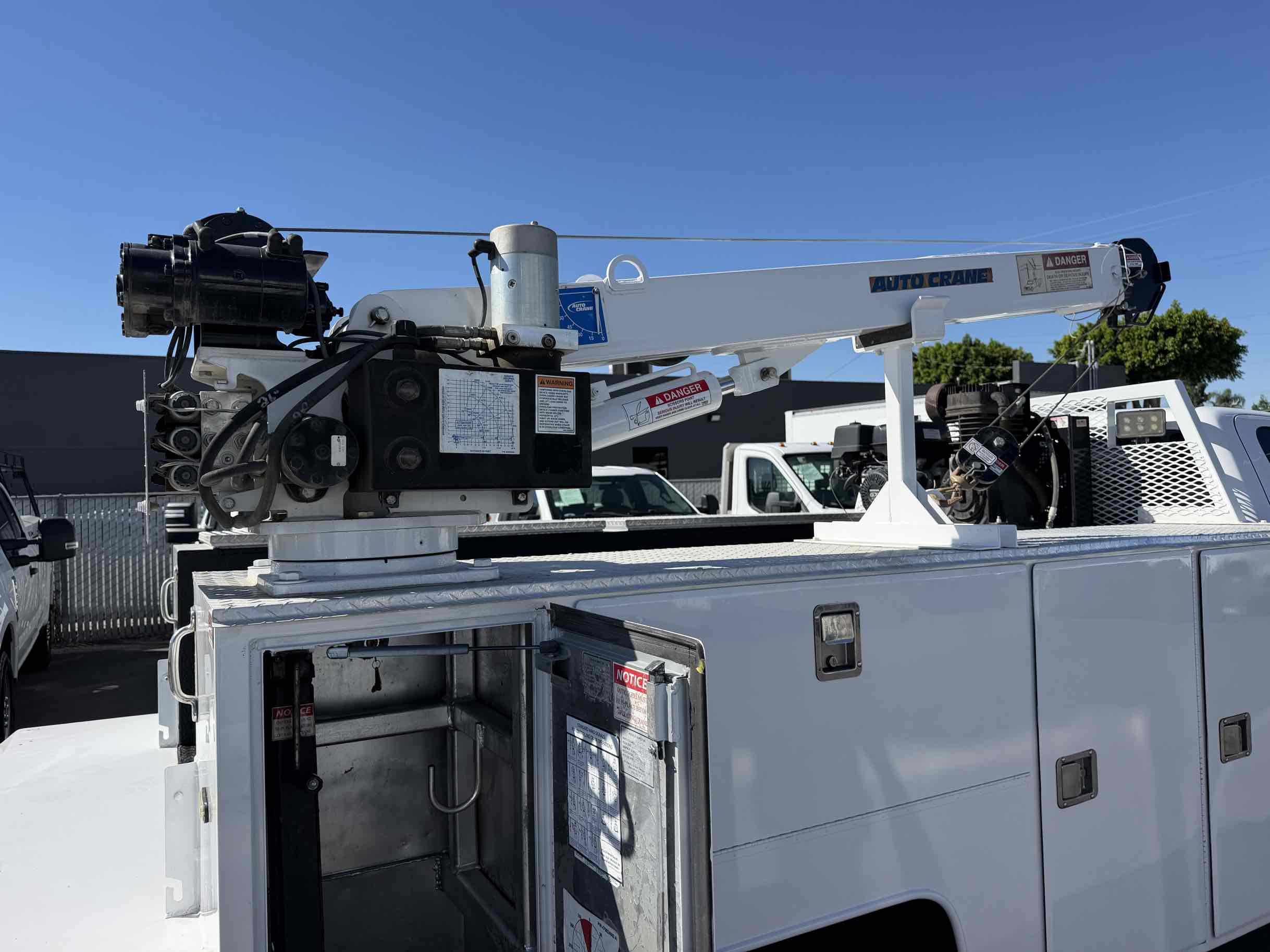 GMC Sierra photo 16
