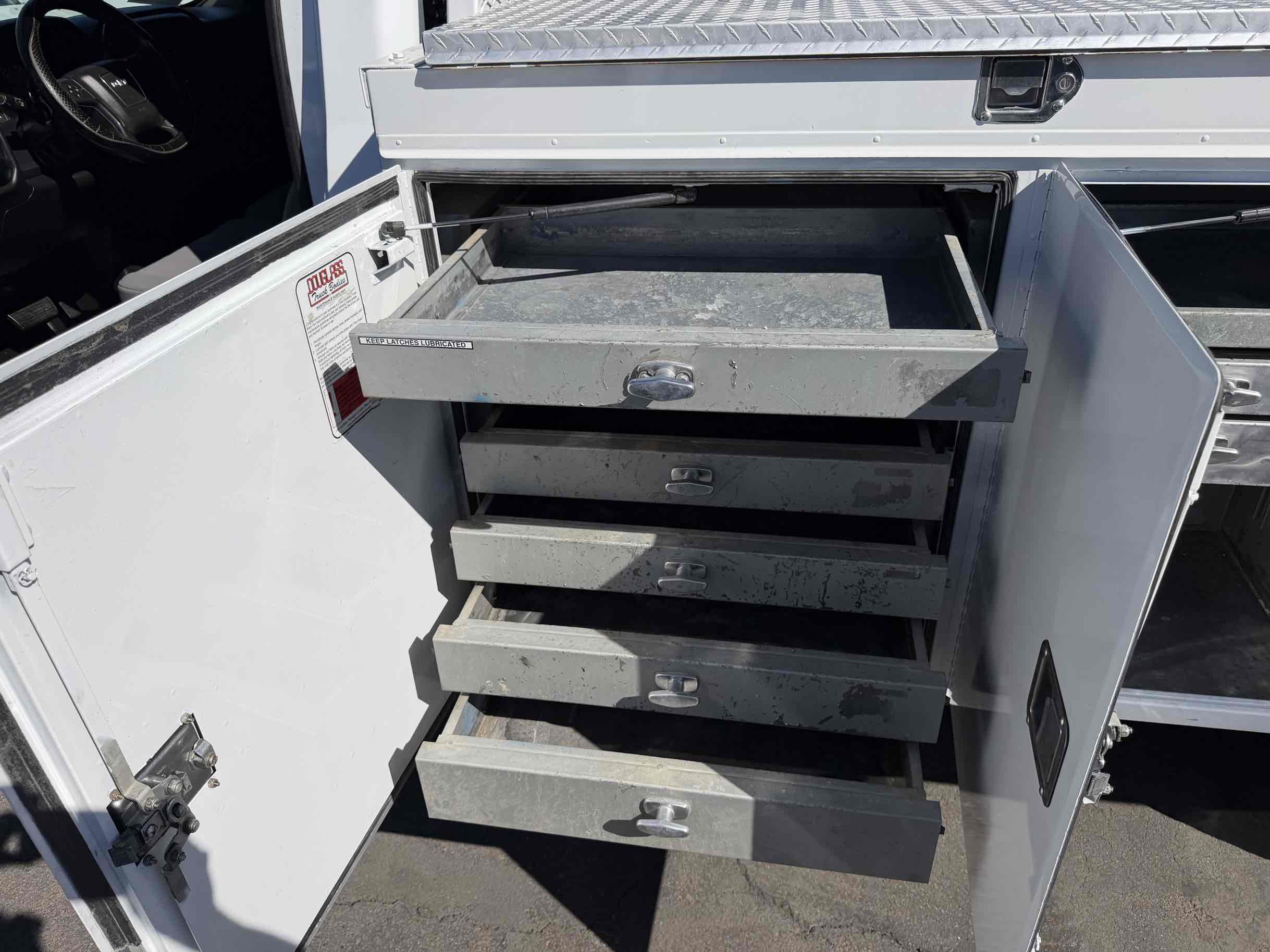 GMC Sierra photo 26