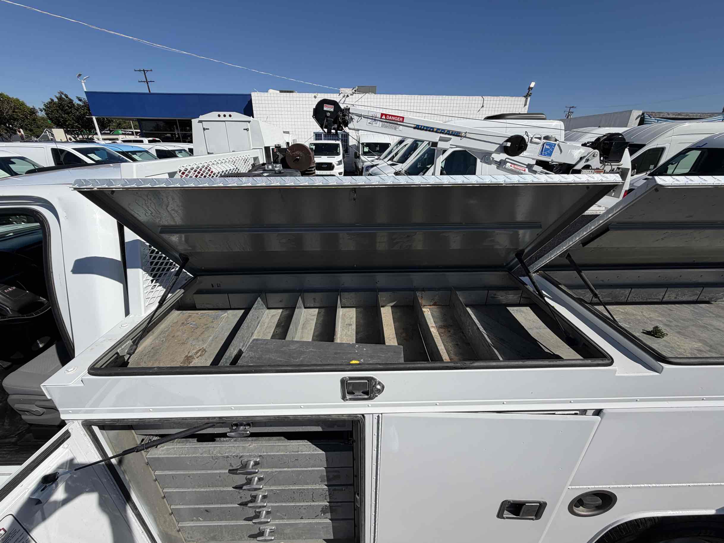 GMC Sierra photo 28