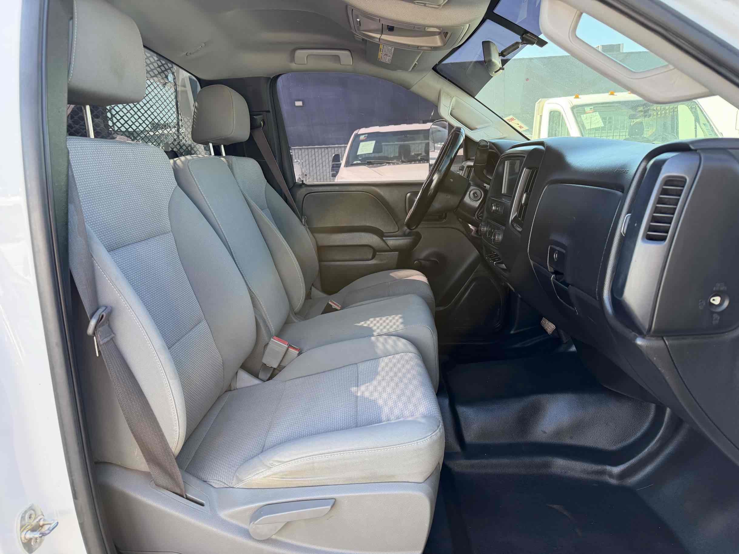 GMC Sierra photo 33