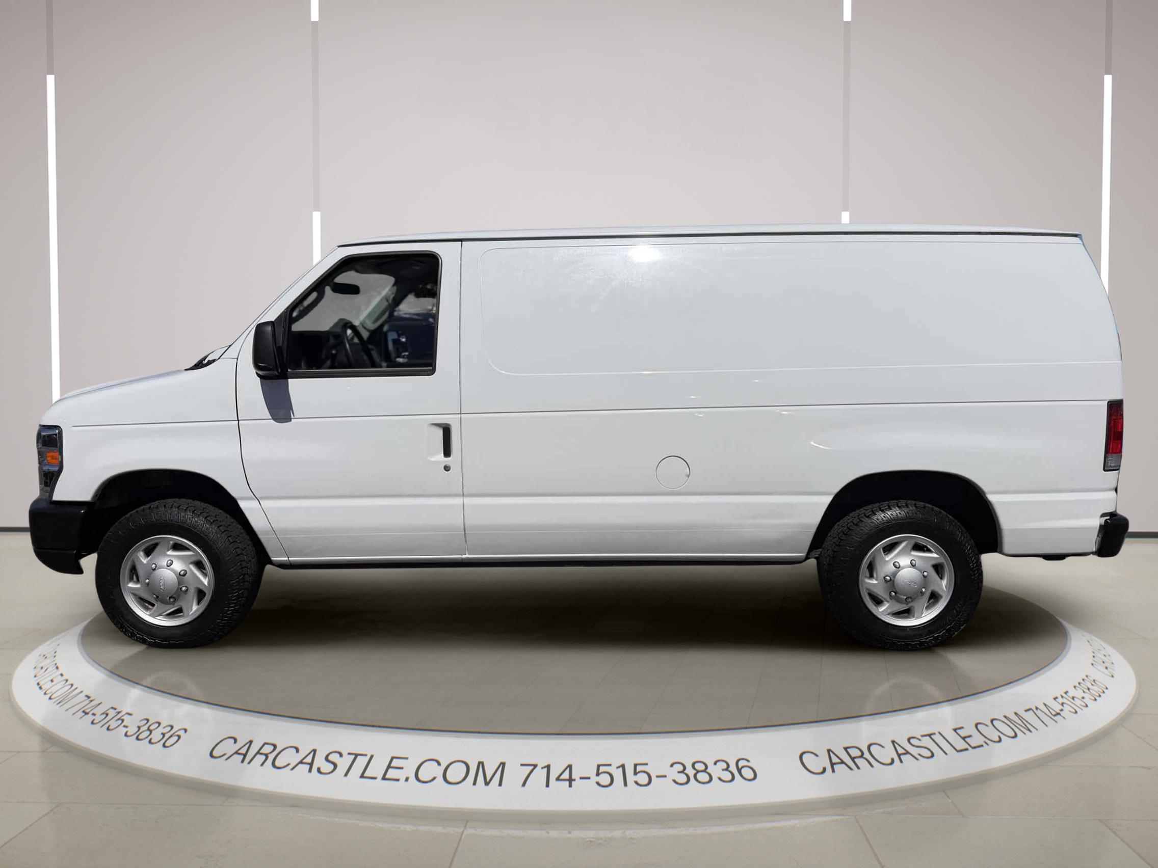 Ford Econoline photo 2