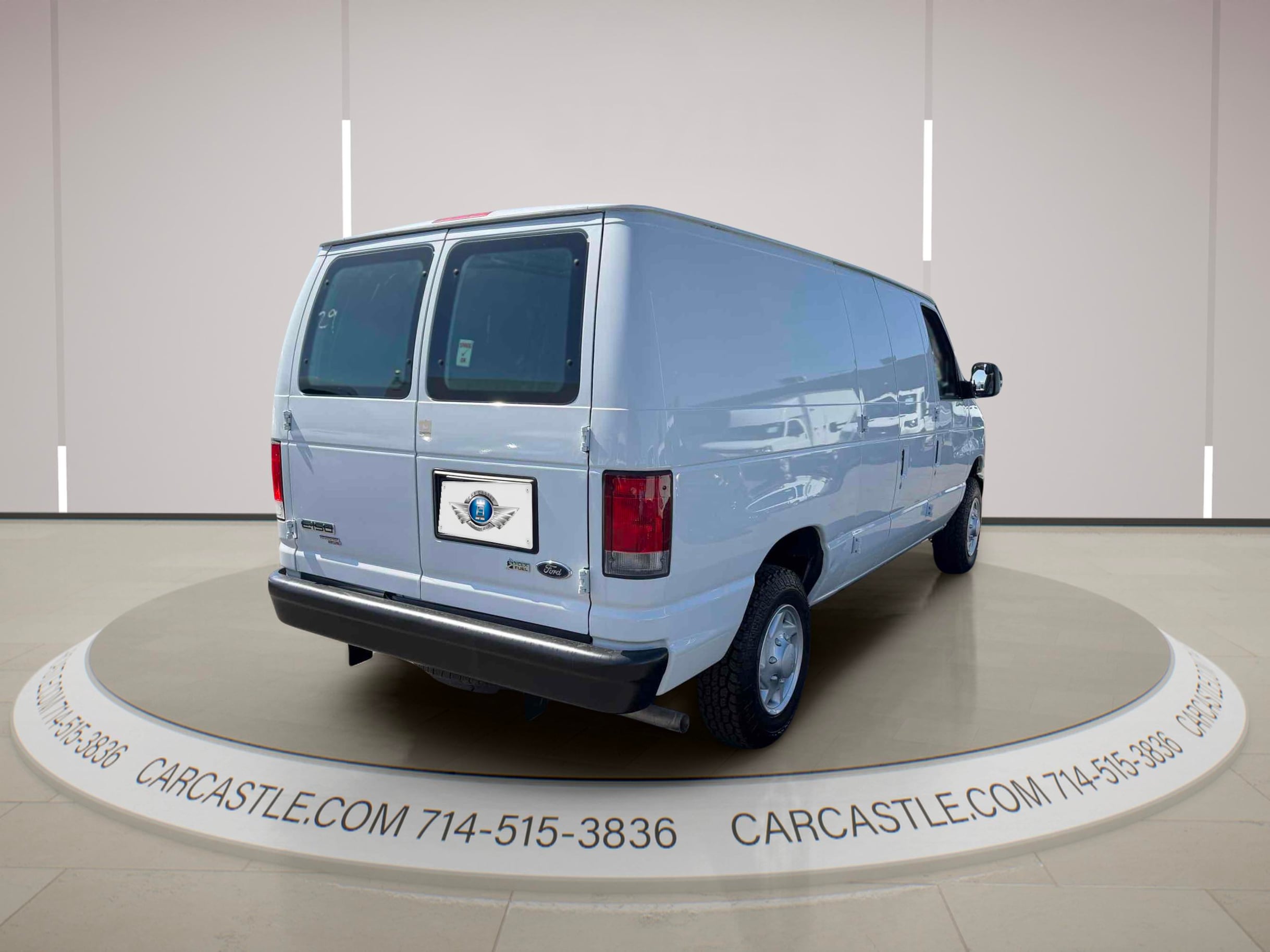 Ford Econoline photo 5