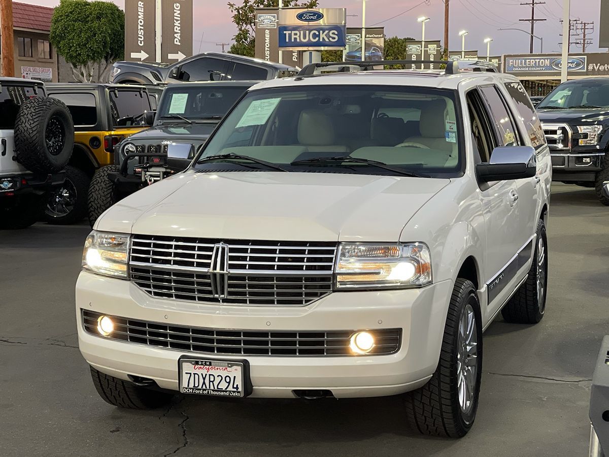 Sold 2014 Lincoln Navigator in Fullerton