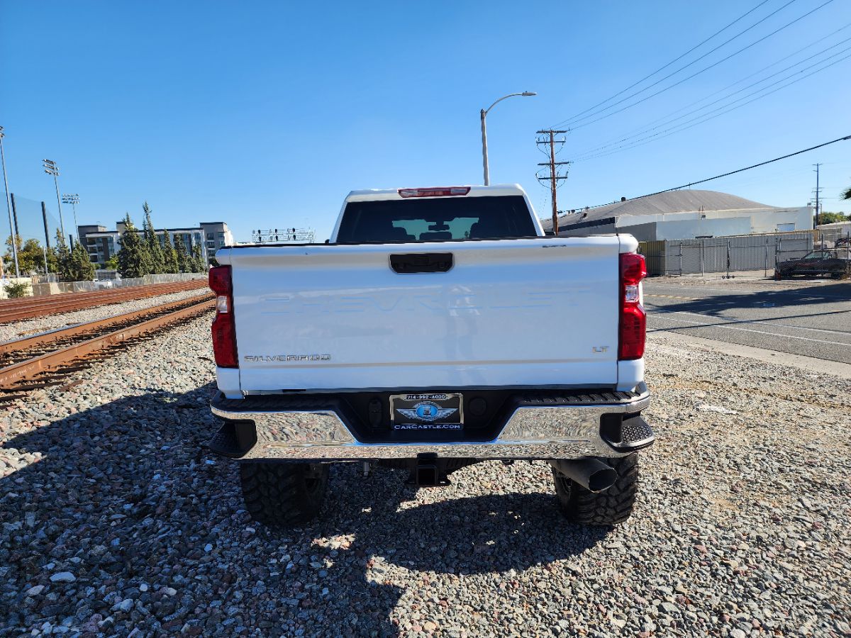 2021 Chevrolet Silverado 2500HD LT photo 4