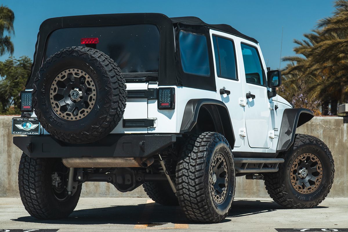 2018 Jeep Wrangler Unlimited Sport S photo 3