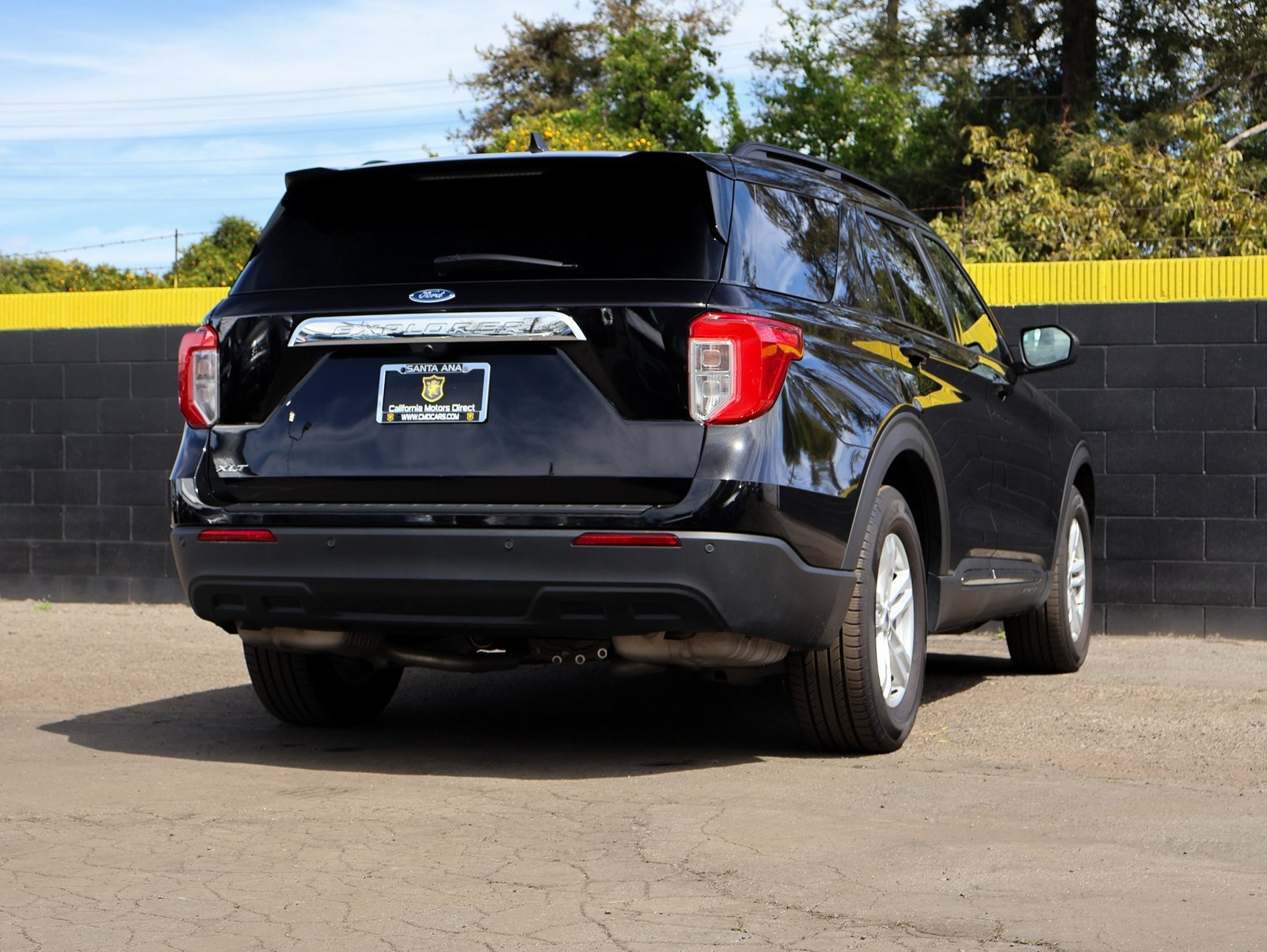 Sold 2023 Ford Explorer XLT in Santa Ana
