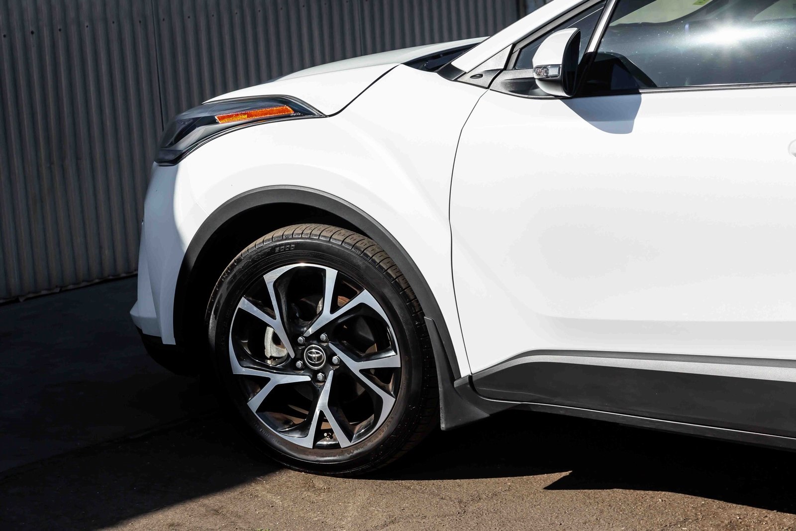 Sold 2022 Toyota C-HR XLE in Santa Ana