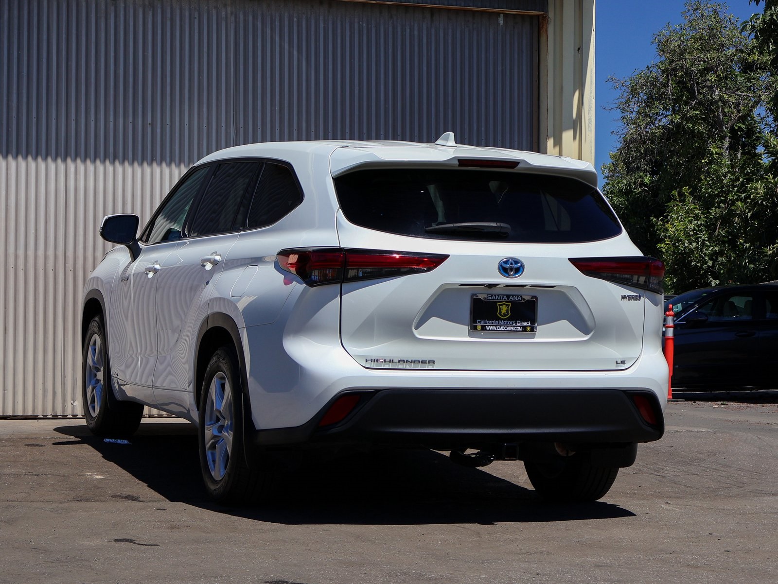 Sold 2021 Toyota Highlander LE in Santa Ana