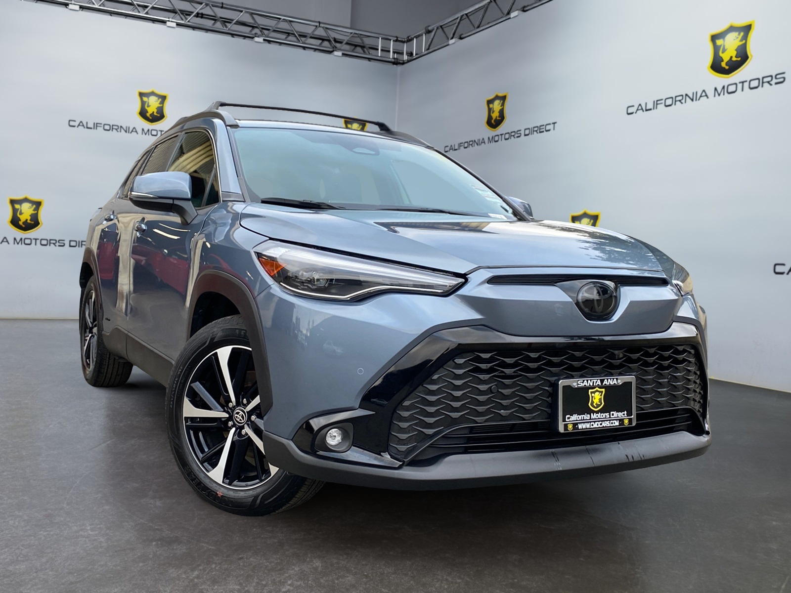 2025 Toyota Corolla Cross Hybrid: 54 Interior Photos | U.S. News 2025 Toyota Corolla Cross Hybrid: 54 Interior Photos | U.S. News
