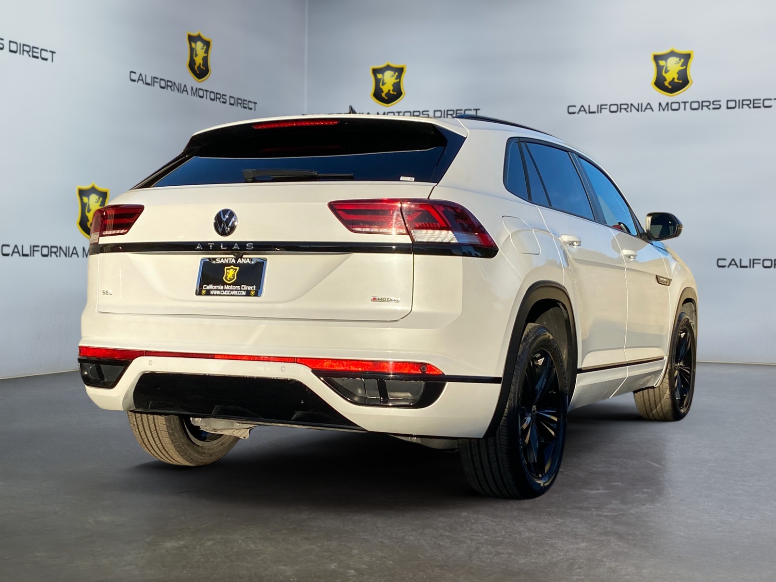Sold 2022 Volkswagen Atlas Cross Sport 2.0T SEL R-Line in Santa Ana