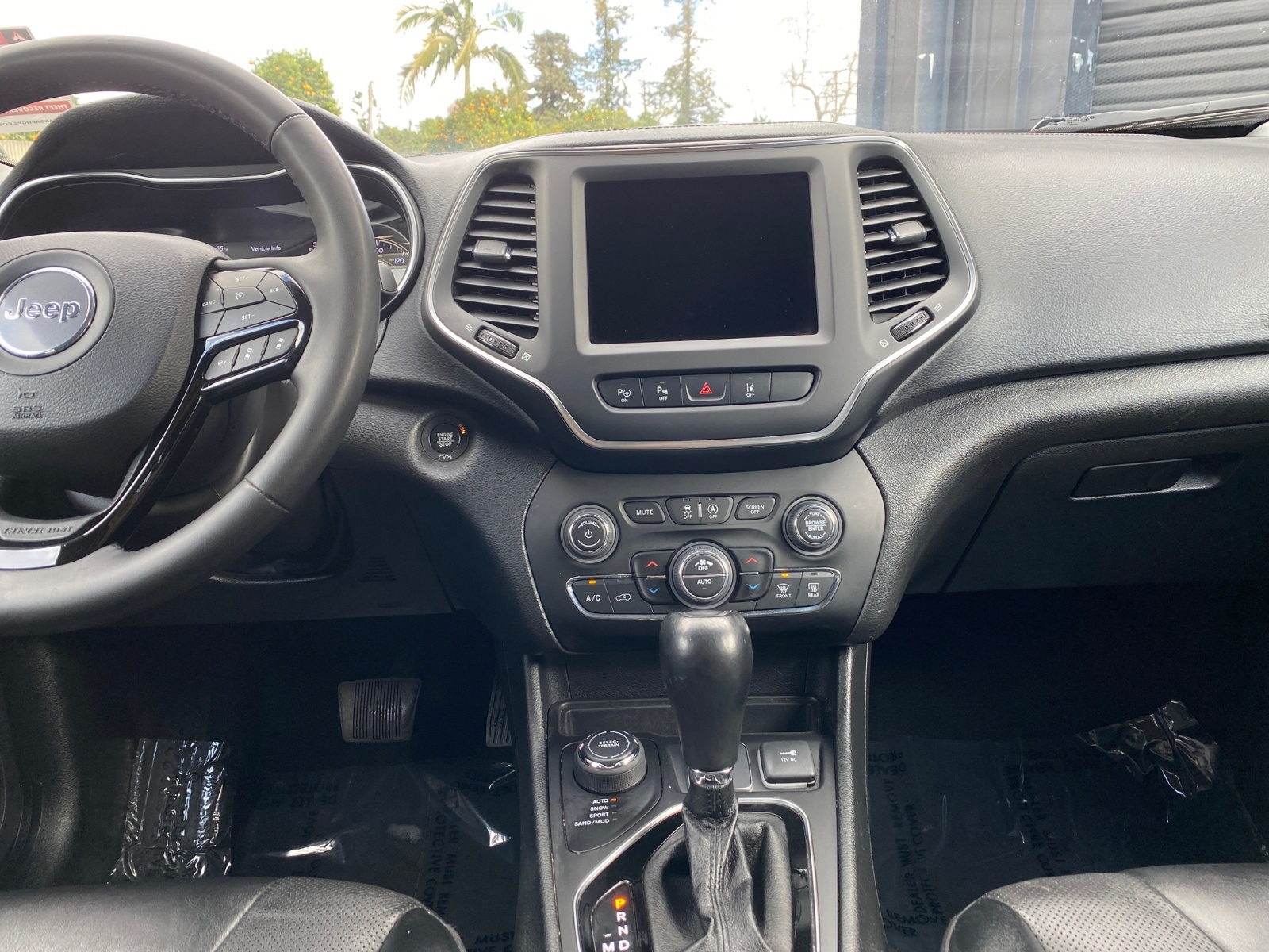2023 Jeep Cherokee Altitude photo 15