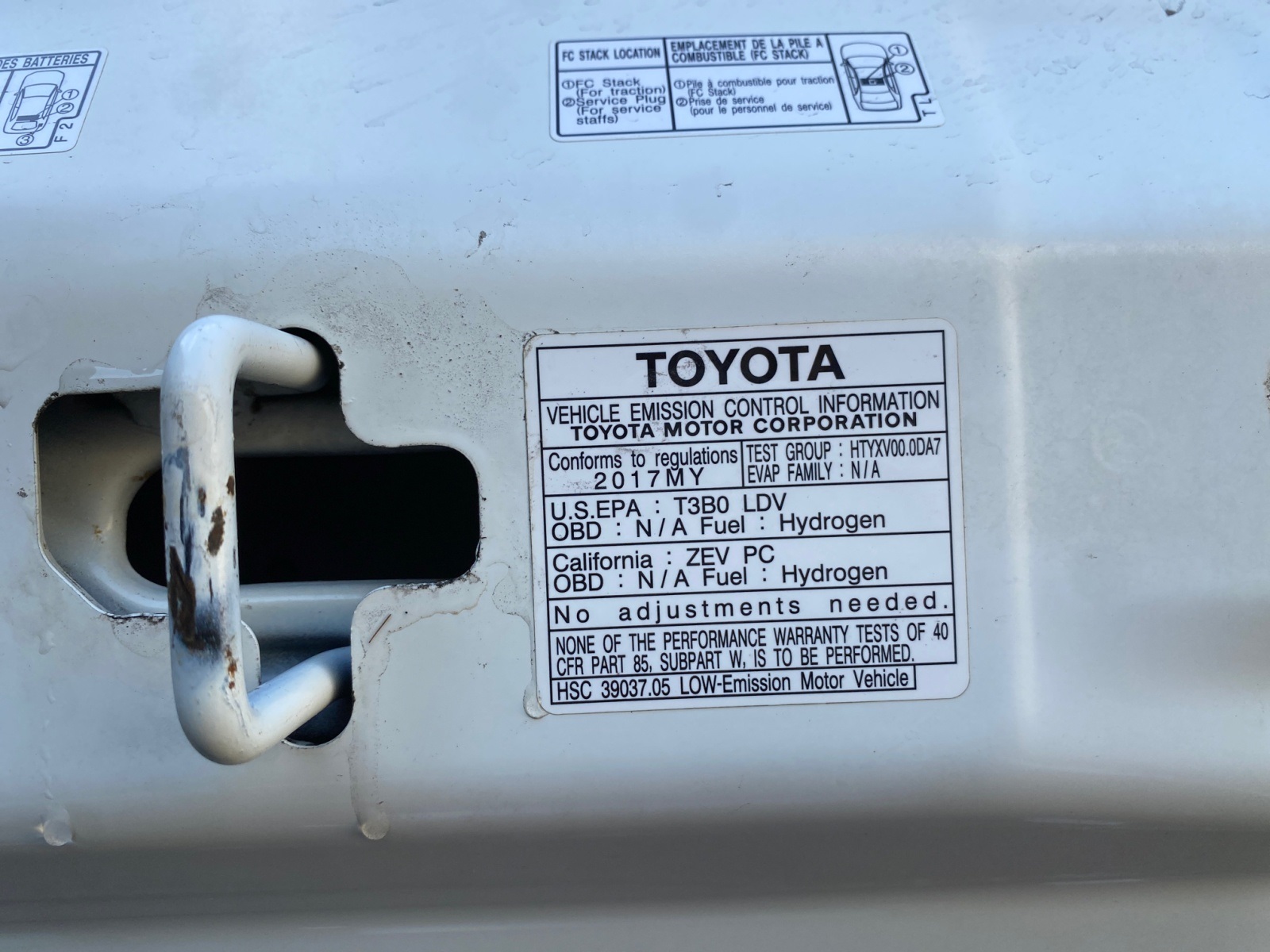 リアページ Sold 2017 Toyota Mirai Base in Santa Ana