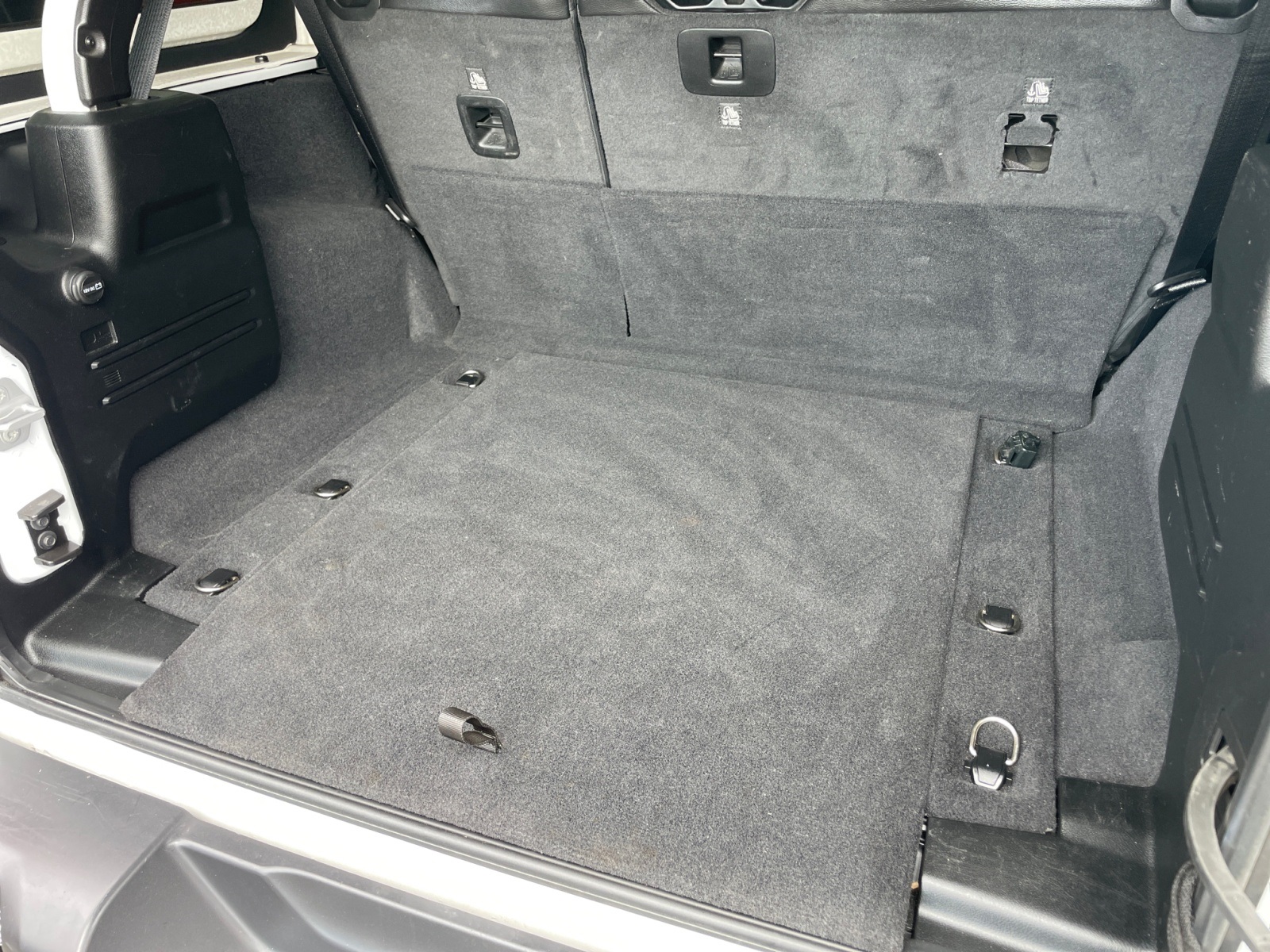 2021 Jeep Wrangler Unlimited Sahara Altitude - Photo 29