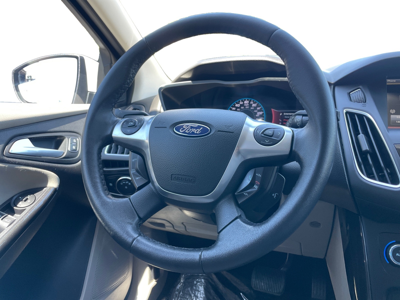 2015 Ford Focus Electric photo 13