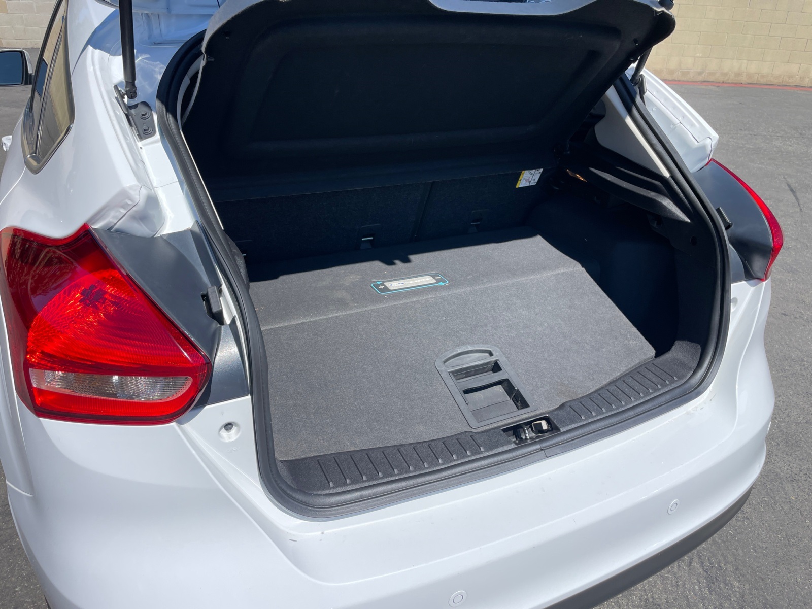 2015 Ford Focus Electric photo 26