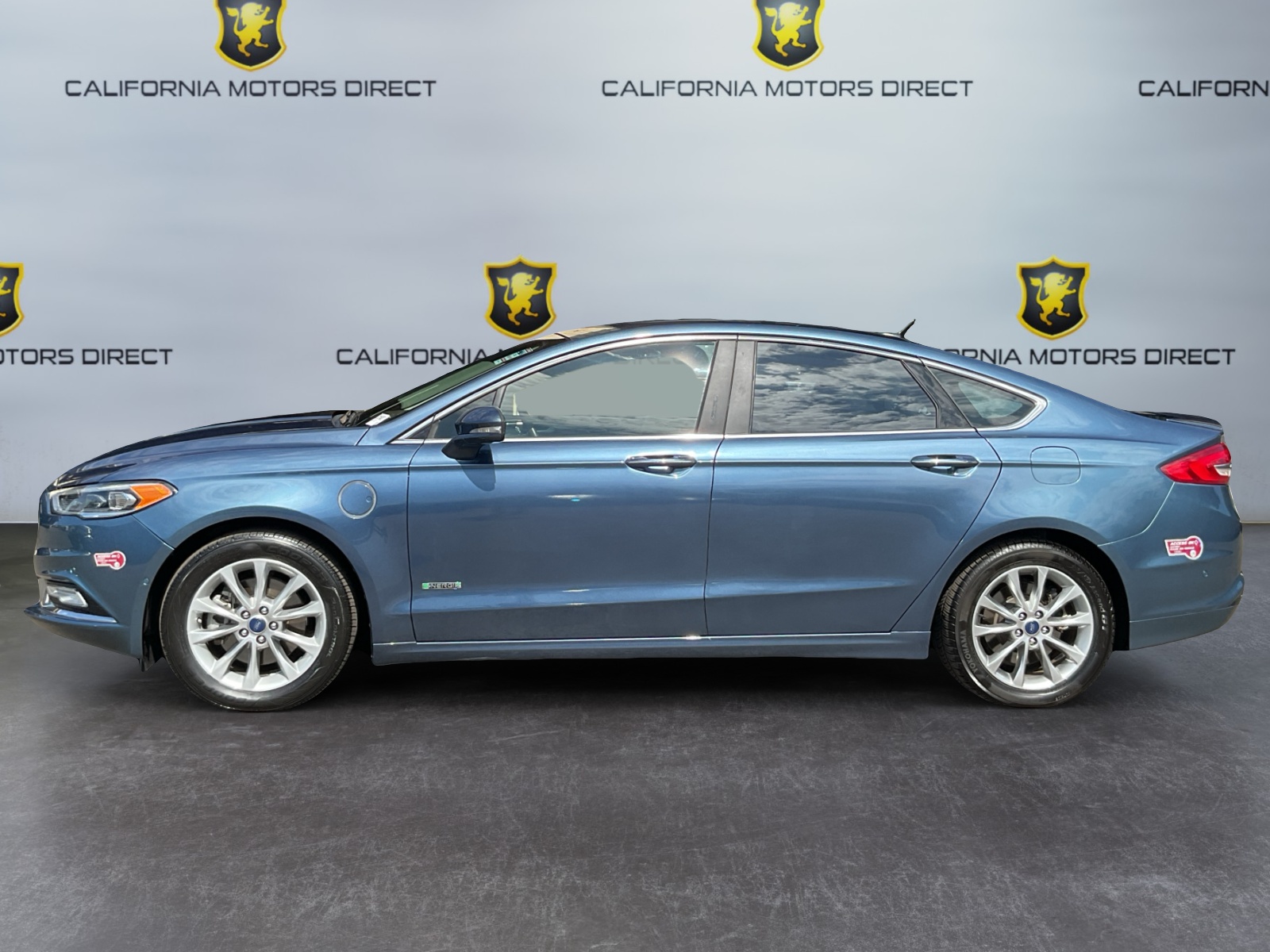 2018 Ford Fusion Energi Titanium photo 9