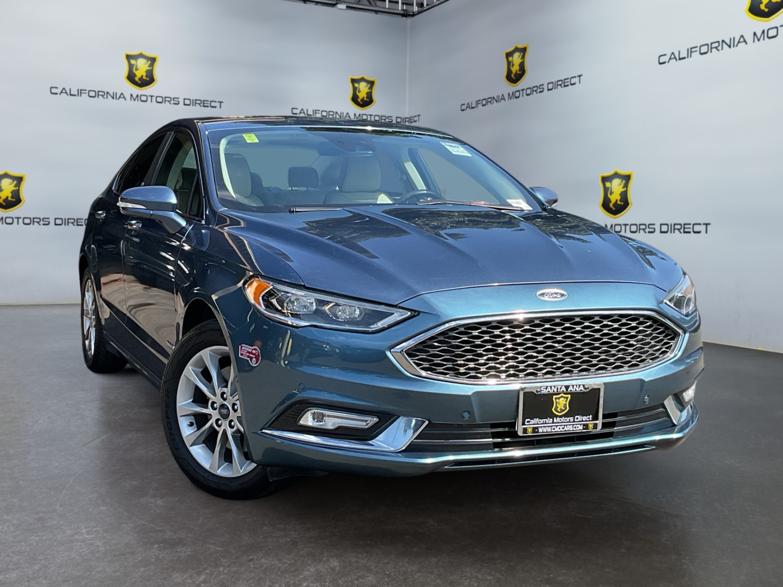 2018 Ford Fusion Energi Titanium photo 4