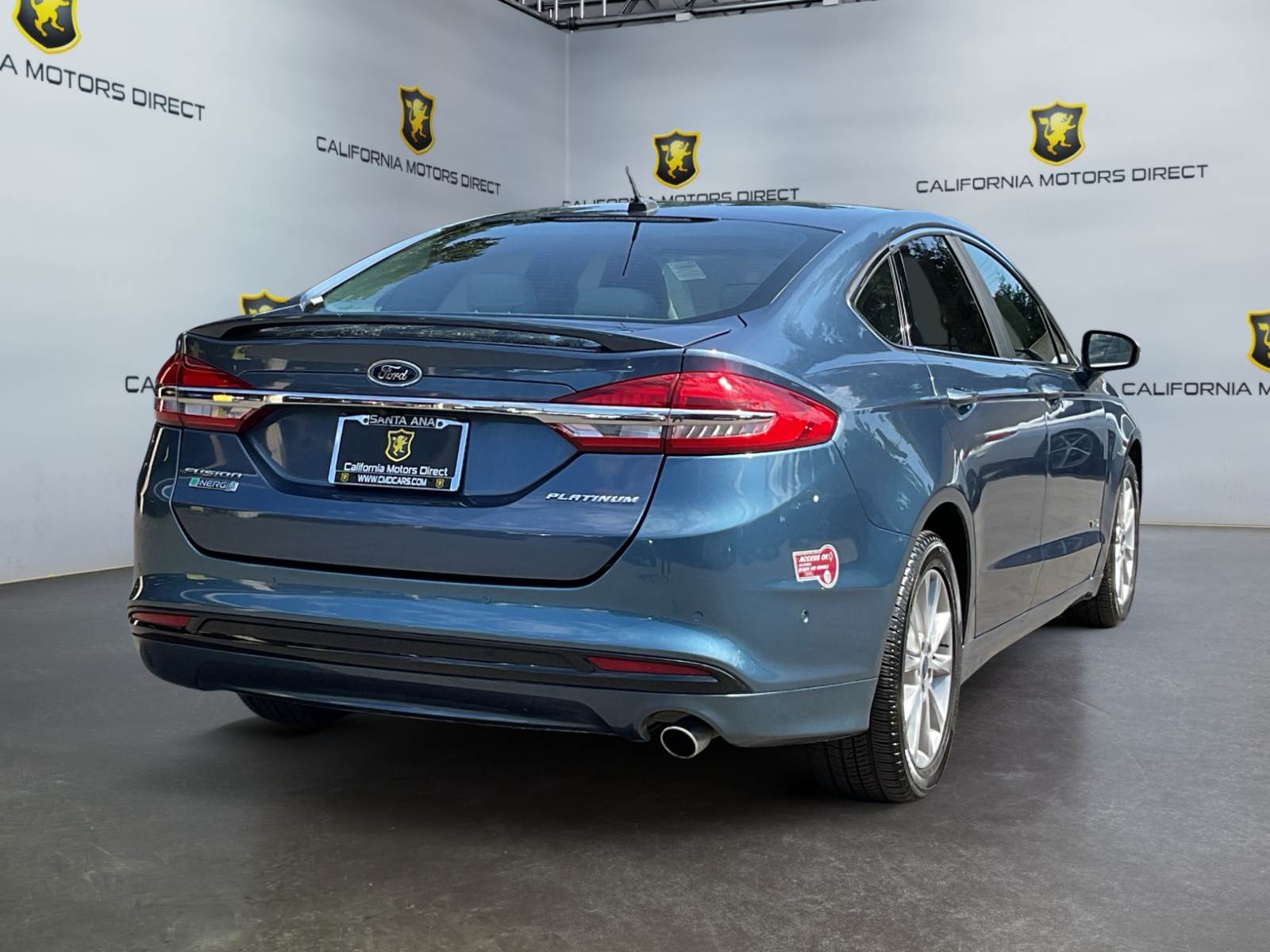 2018 Ford Fusion Energi Titanium photo 6