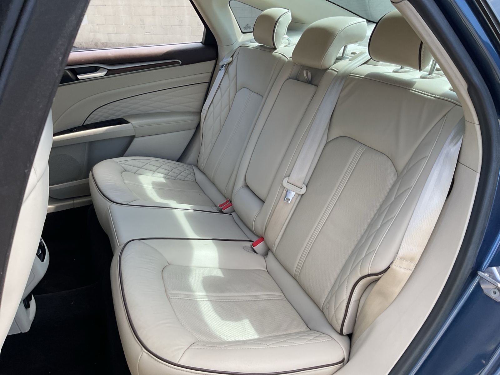 2018 Ford Fusion Energi Titanium photo 21