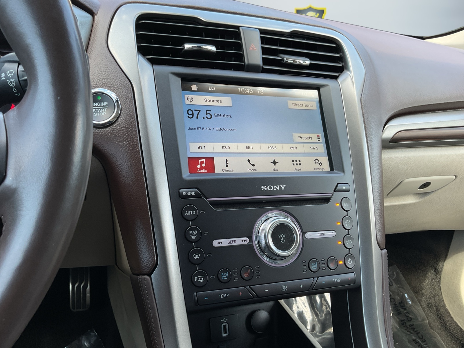 2018 Ford Fusion Energi Titanium photo 15