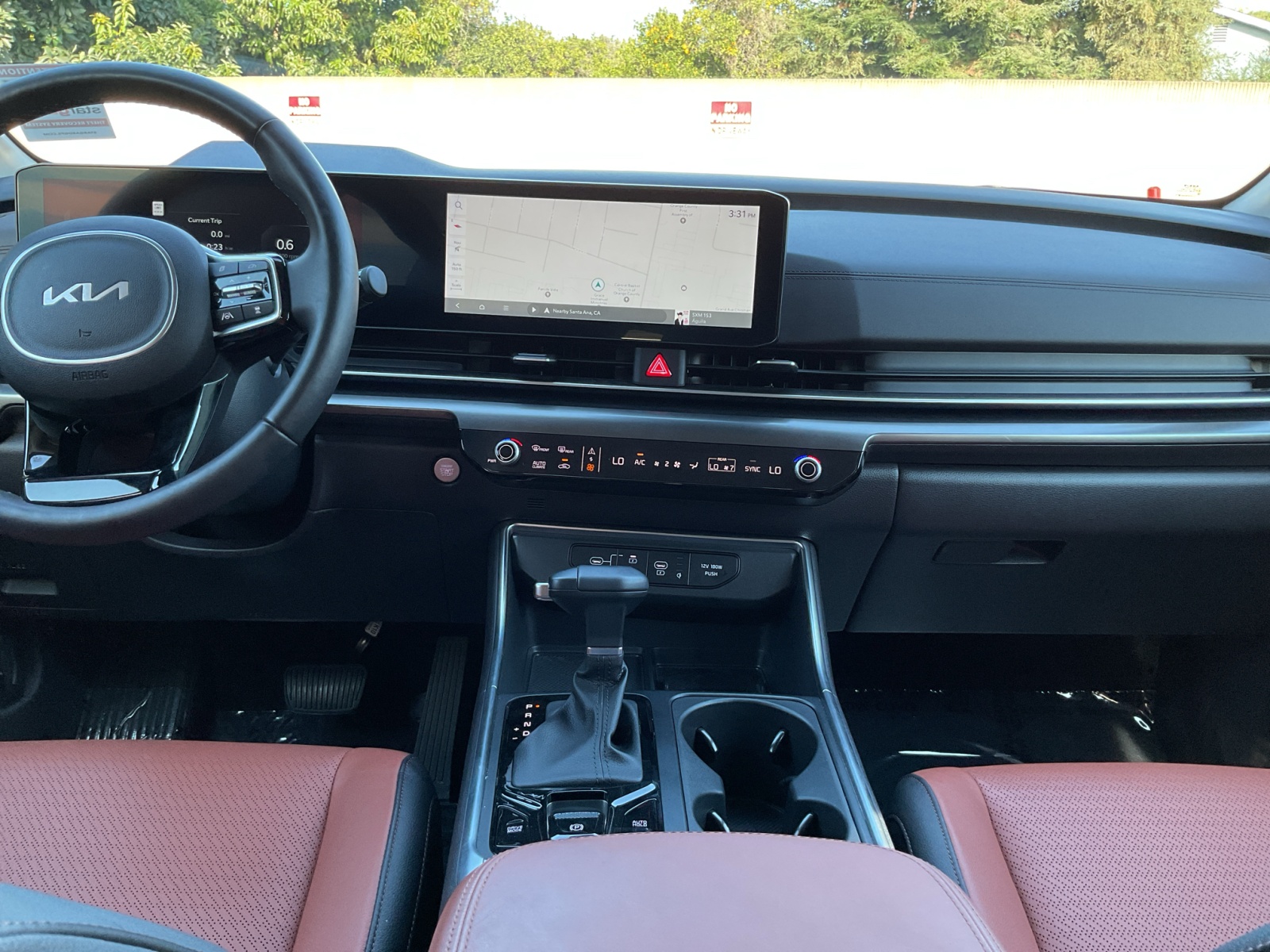 2025 Kia Carnival SX photo 16