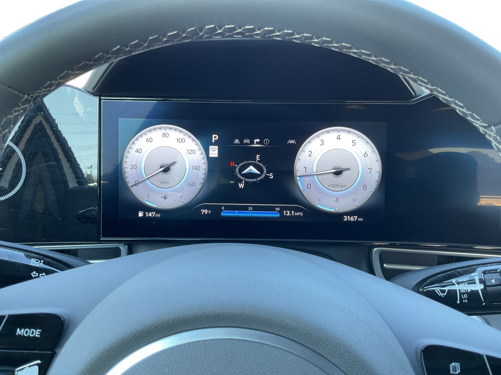 2025 Hyundai Elantra SEL Convenience photo 13