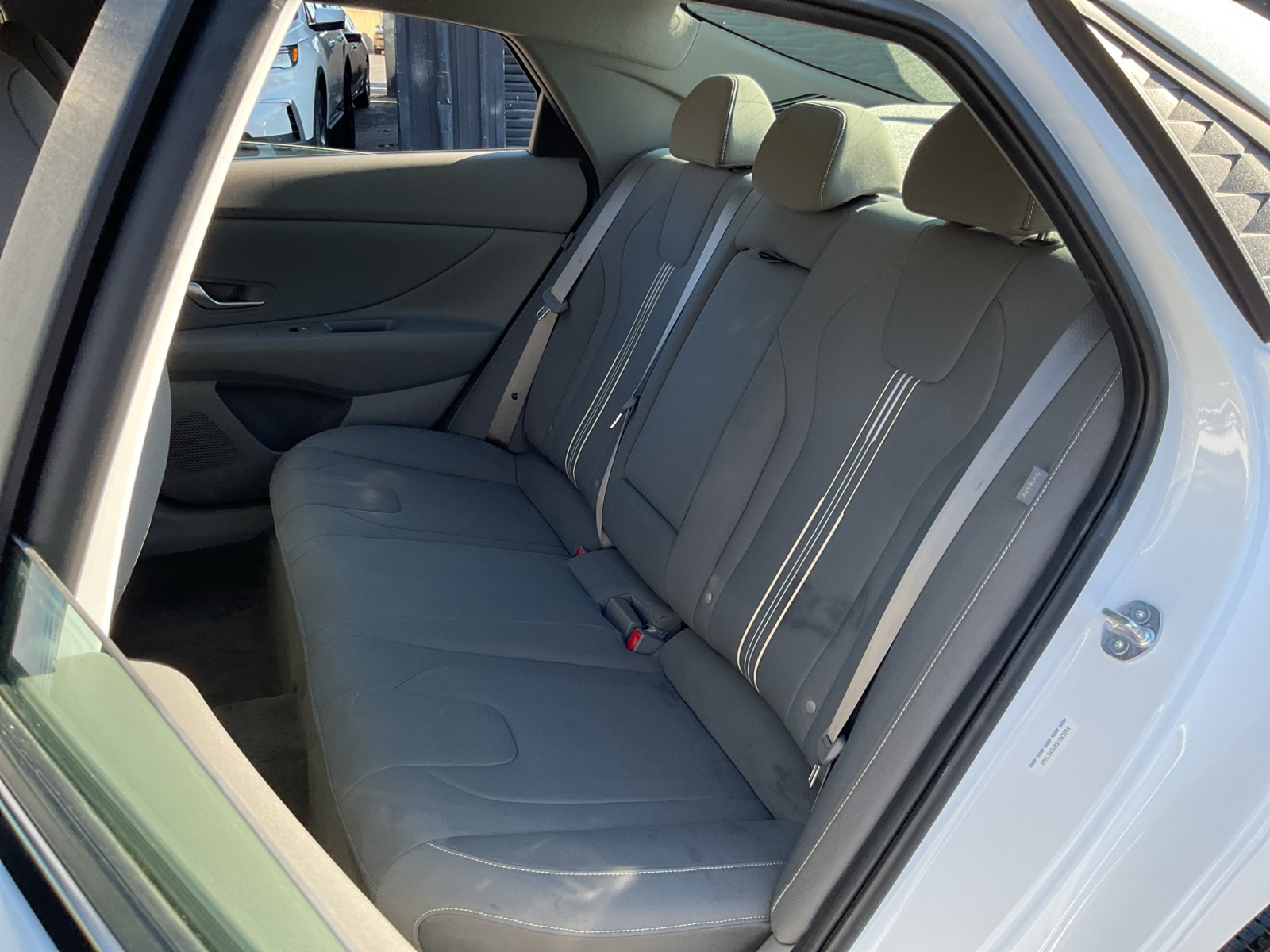 2025 Hyundai Elantra SEL Convenience photo 20