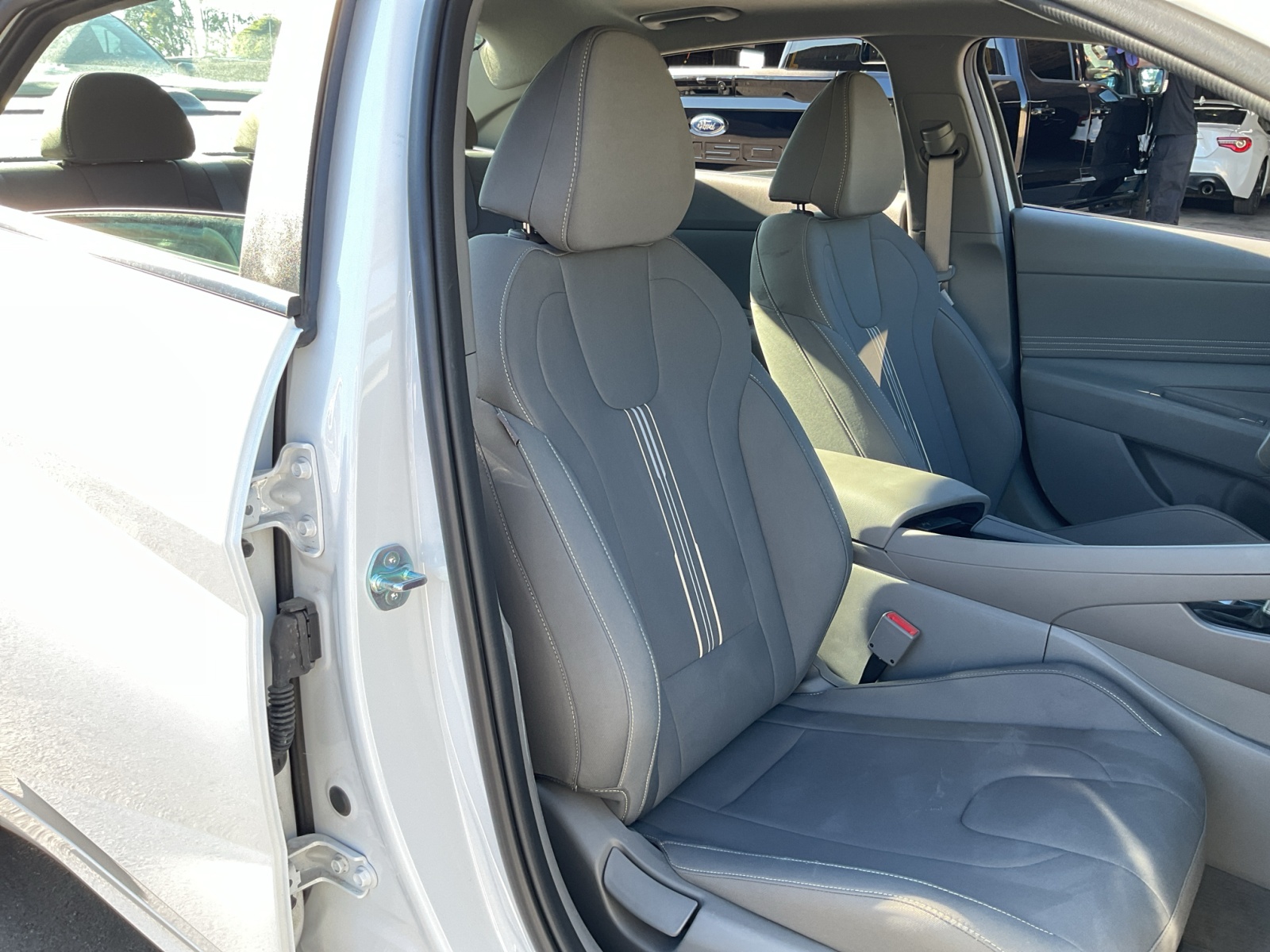 2025 Hyundai Elantra SEL Convenience photo 22