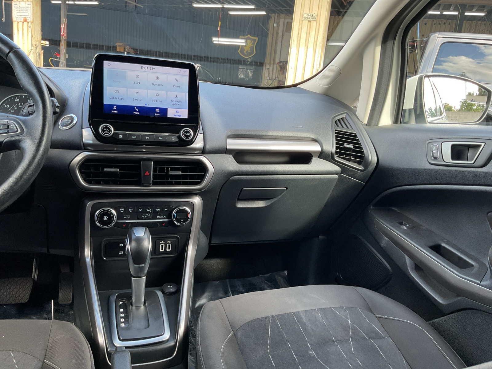 2020 Ford EcoSport SE photo 16