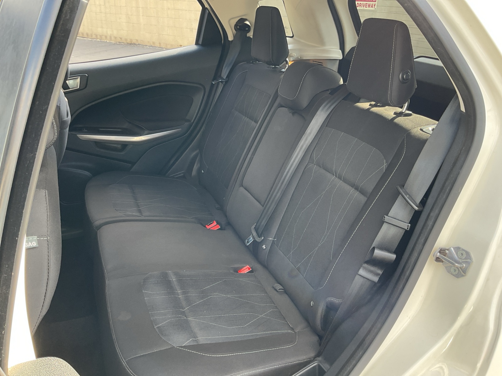 2020 Ford EcoSport SE photo 19