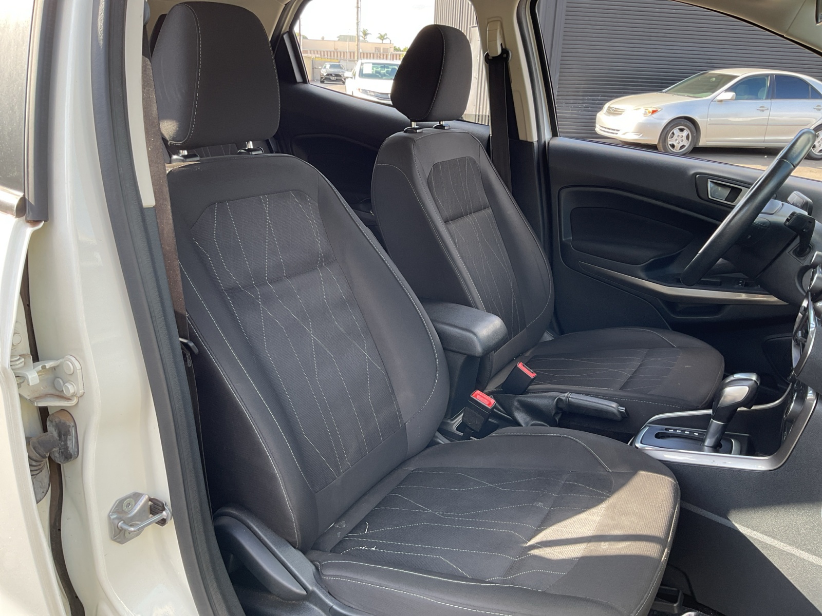 2020 Ford EcoSport SE photo 21