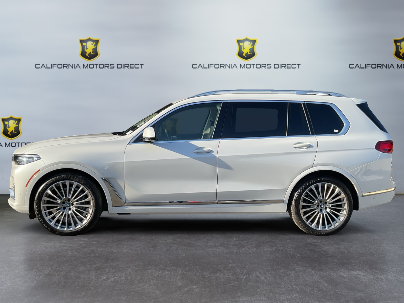 クリームパン　carrozzeria Sold 2022 BMW X7 xDrive40i Premium in Santa Ana