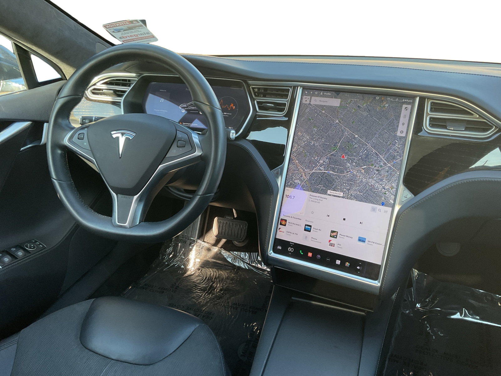 2016 Tesla Model S 70 photo 16