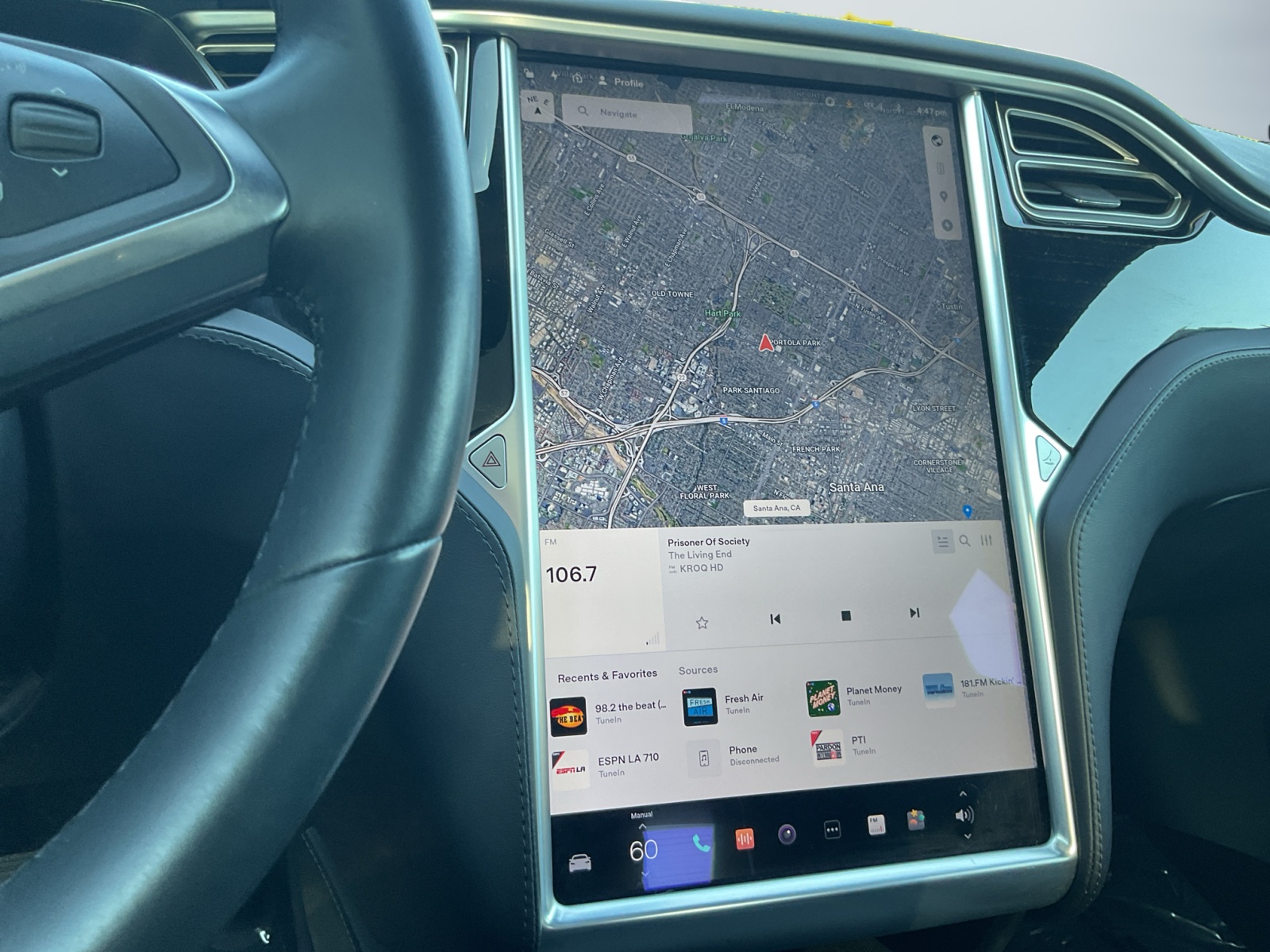 2016 Tesla Model S 70 photo 15