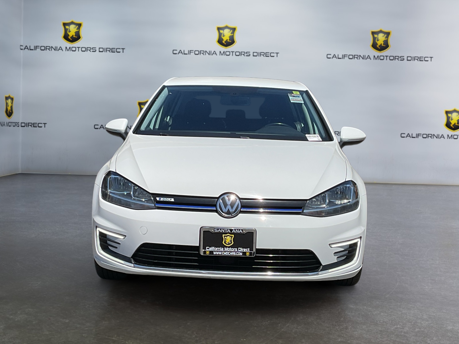 2019 Volkswagen e-Golf SE photo 3