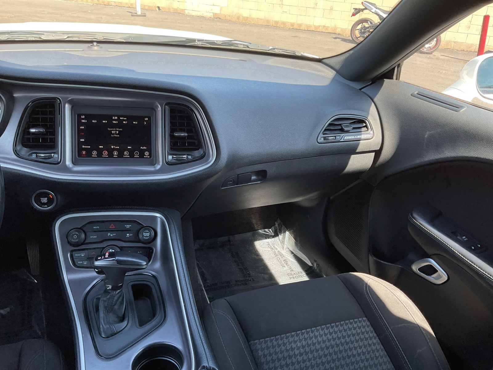 2021 Dodge Challenger photo 17