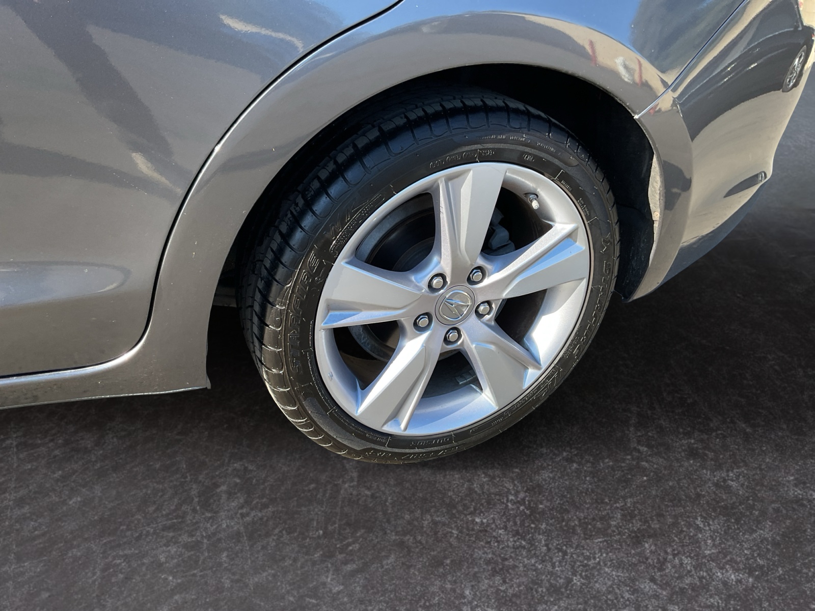 2015 Acura ILX 2.0L photo 11