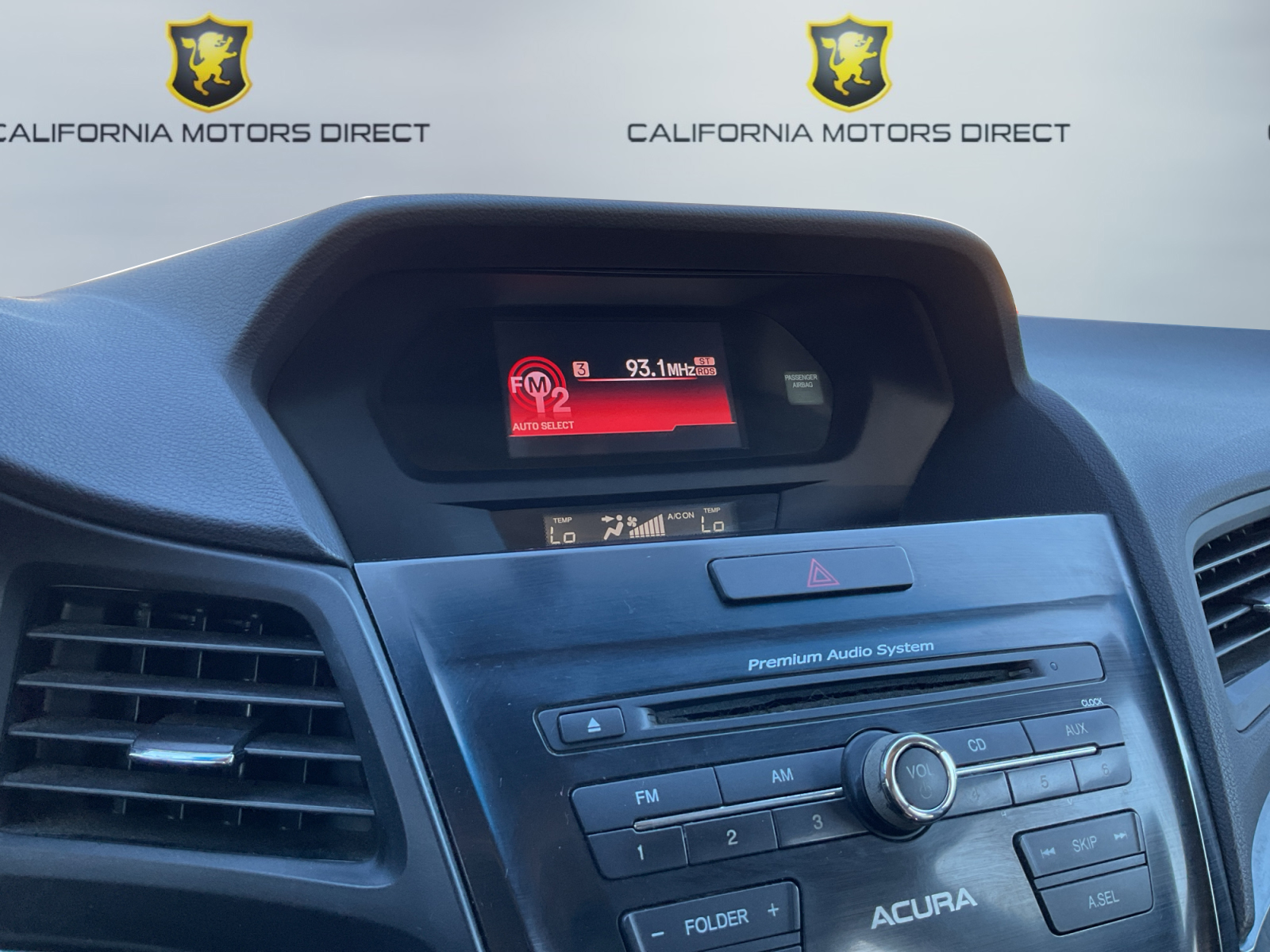 2015 Acura ILX 2.0L photo 15