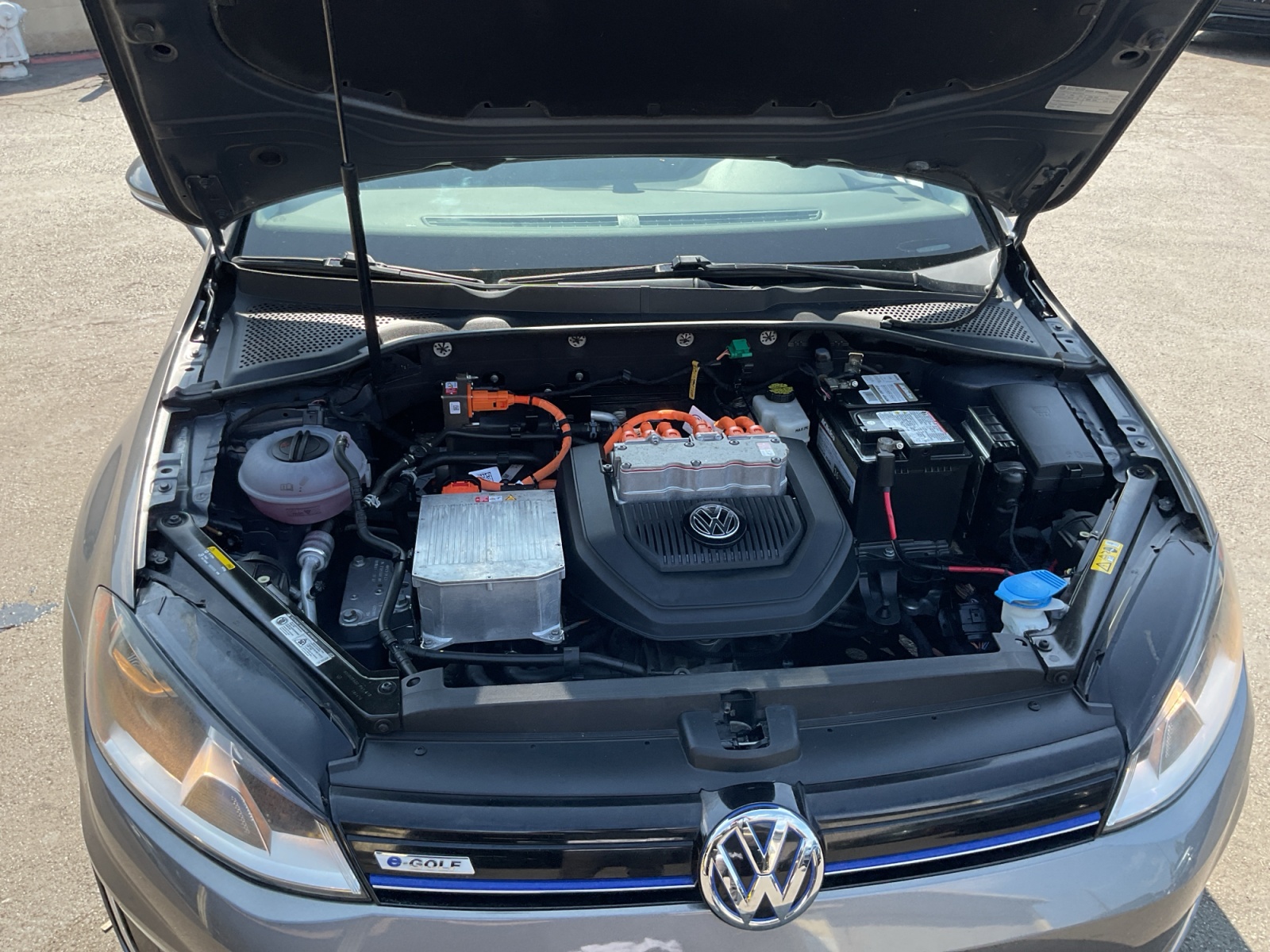 2016 Volkswagen e-Golf SE photo 21