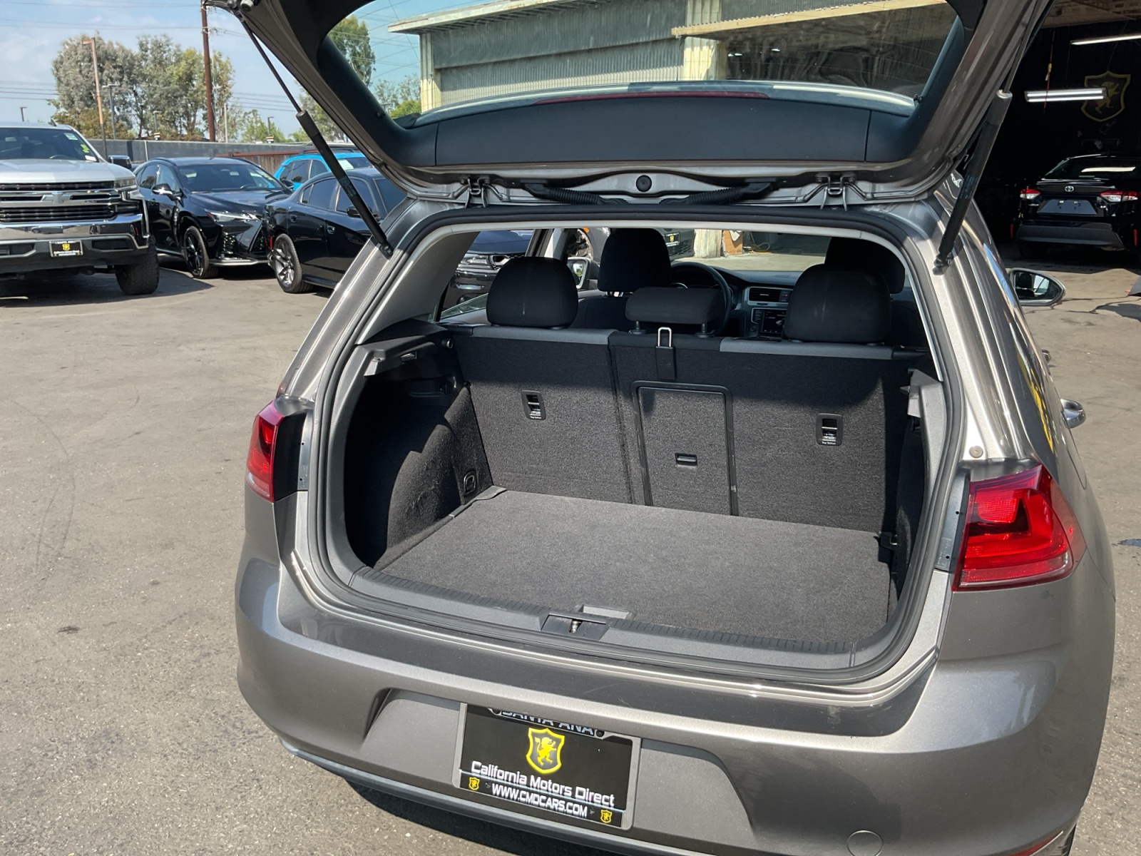 2016 Volkswagen e-Golf SE photo 25