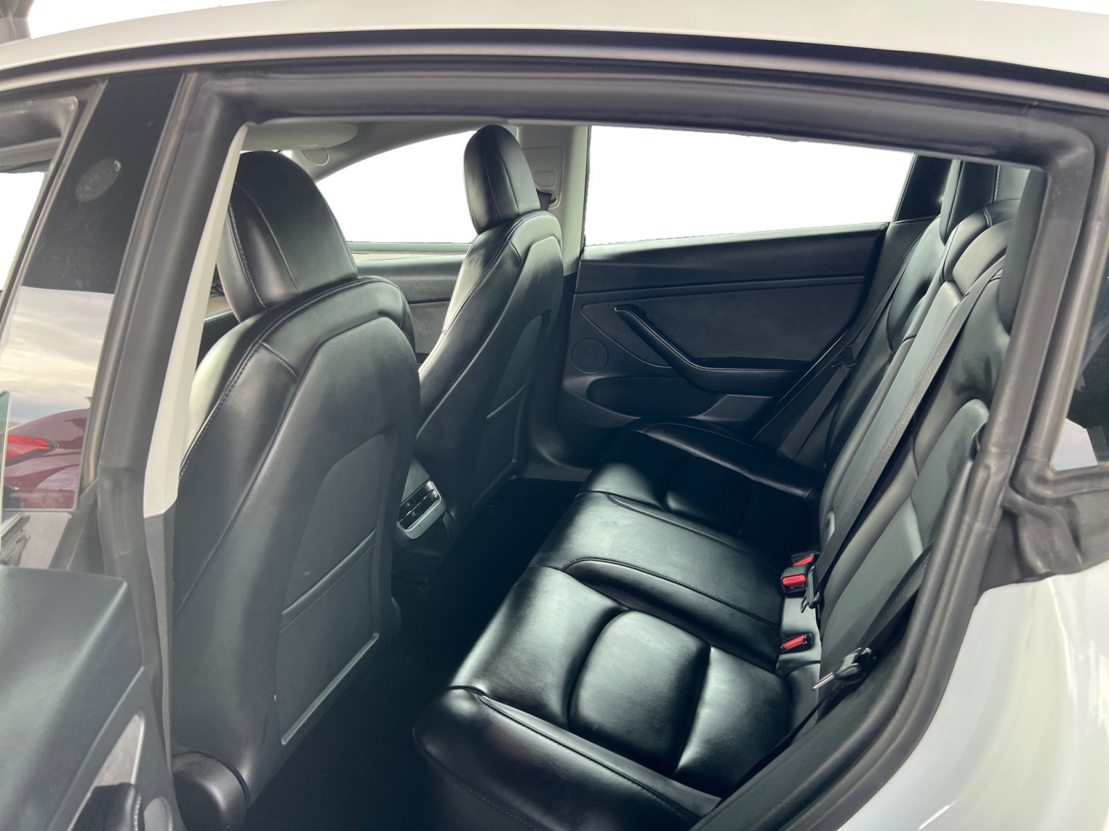 2023 Tesla Model 3 photo 10