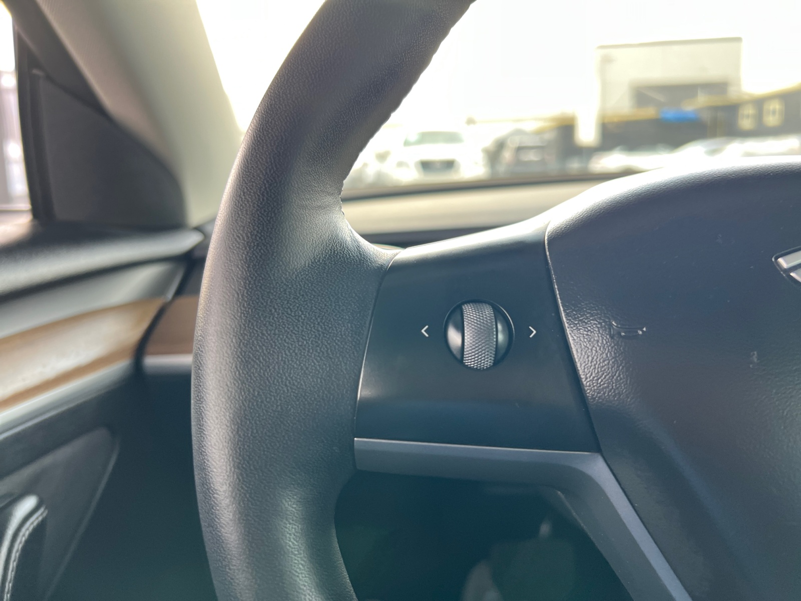 2023 Tesla Model 3 photo 17