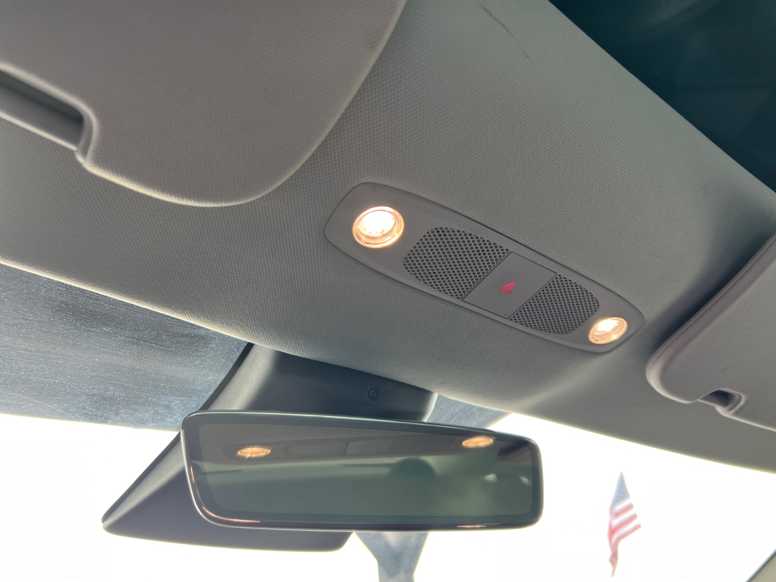 2023 Tesla Model 3 photo 18