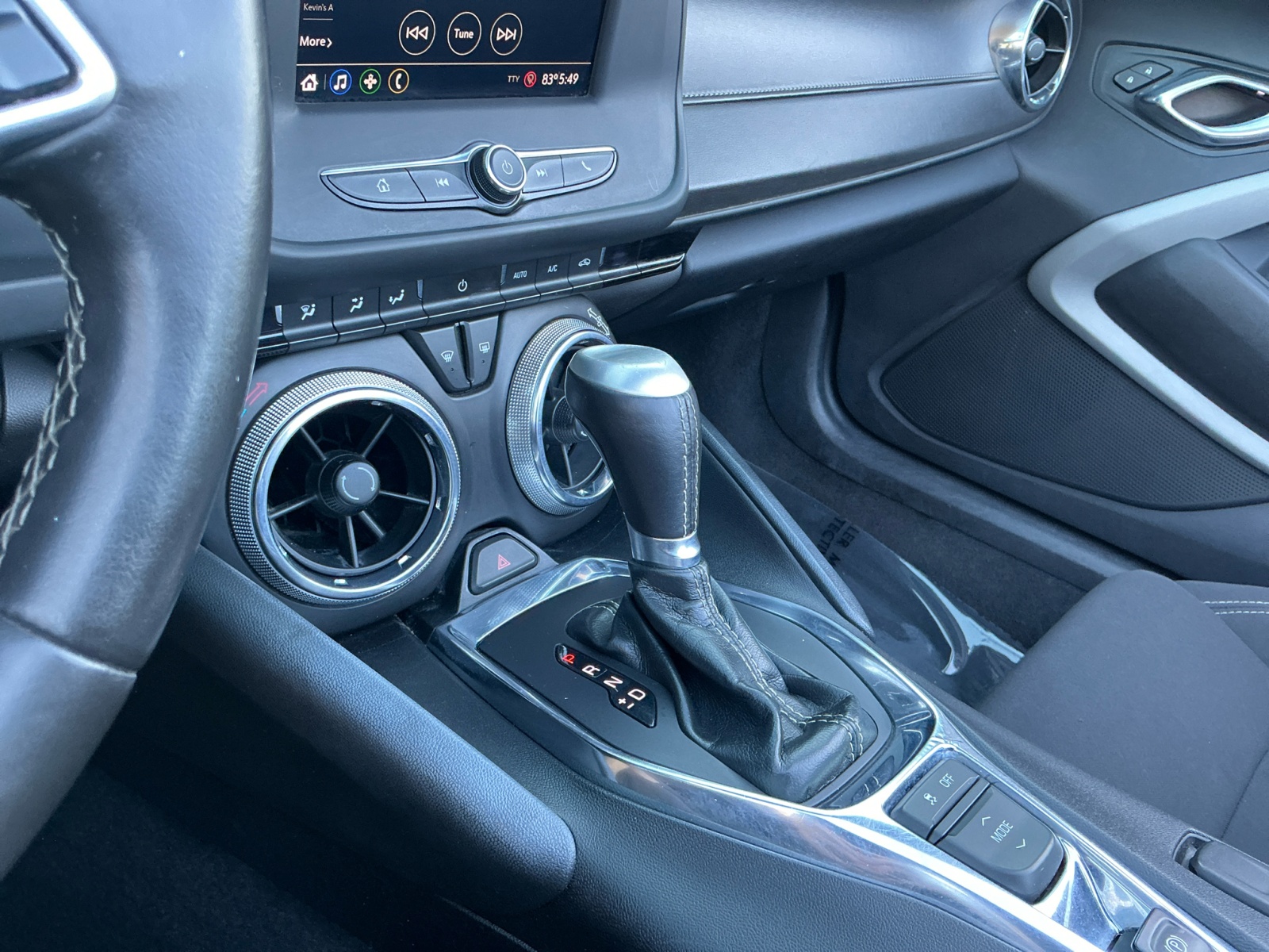 2020 Chevrolet Camaro 1LT photo 19