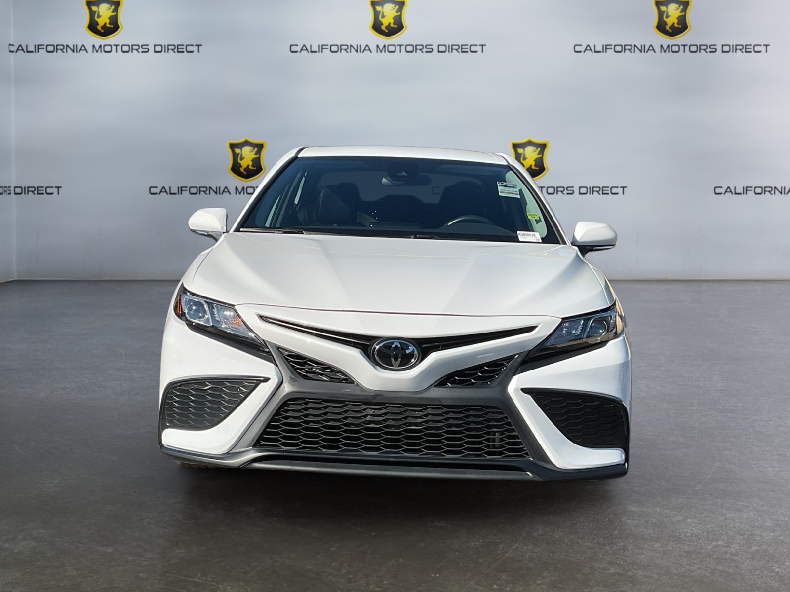 2024 Toyota Camry SE photo 2