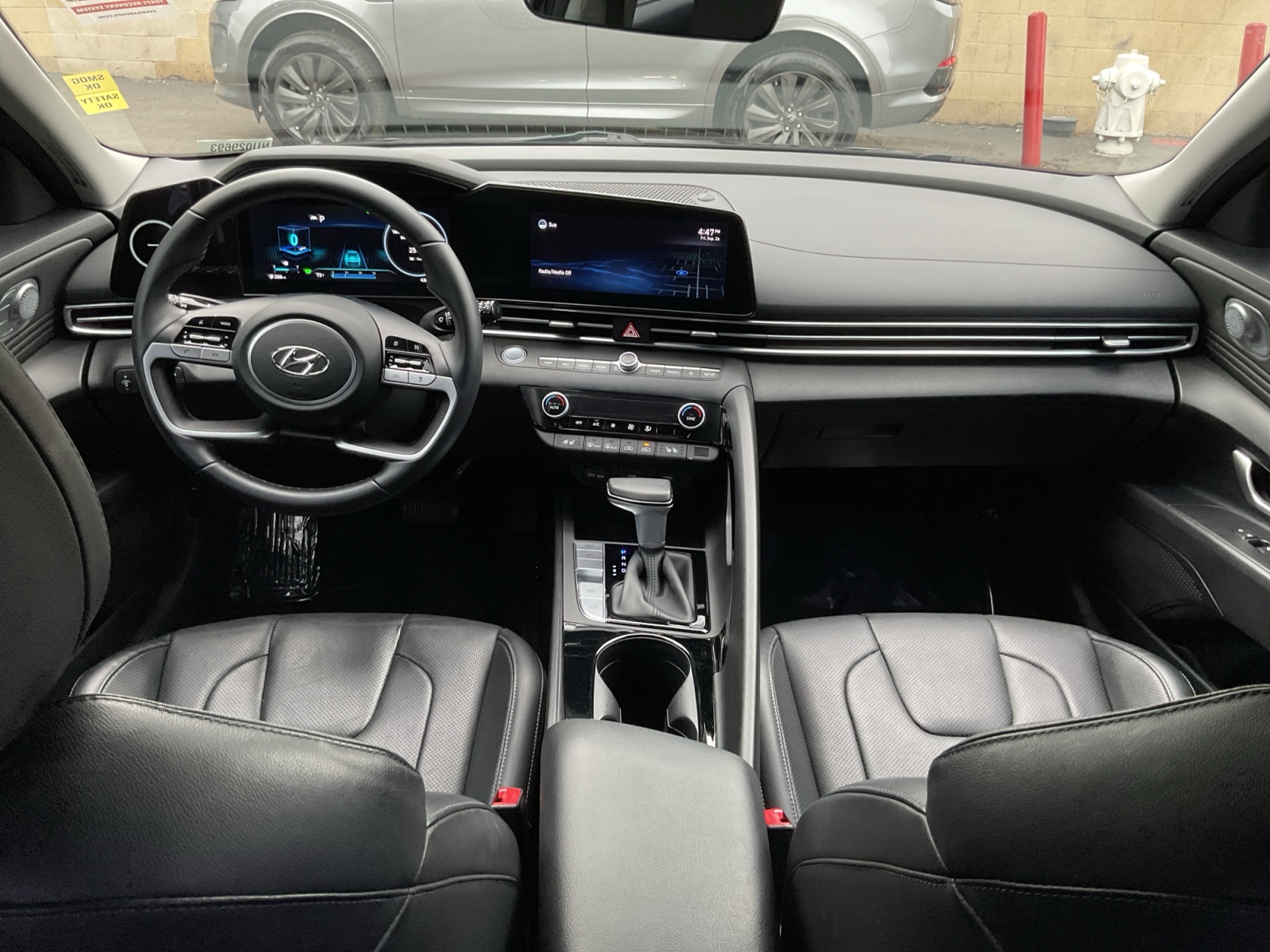 2022 Hyundai Elantra Hybrid Limited photo 17