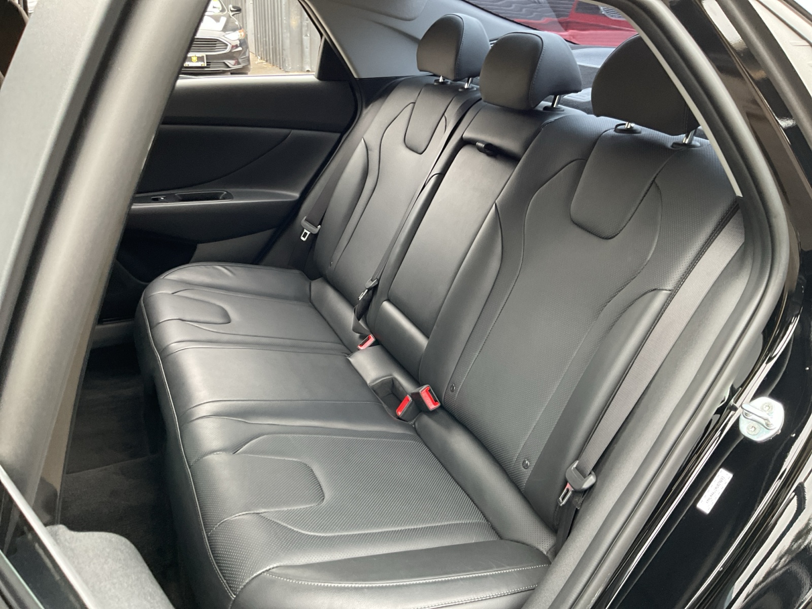 2022 Hyundai Elantra Hybrid Limited photo 19