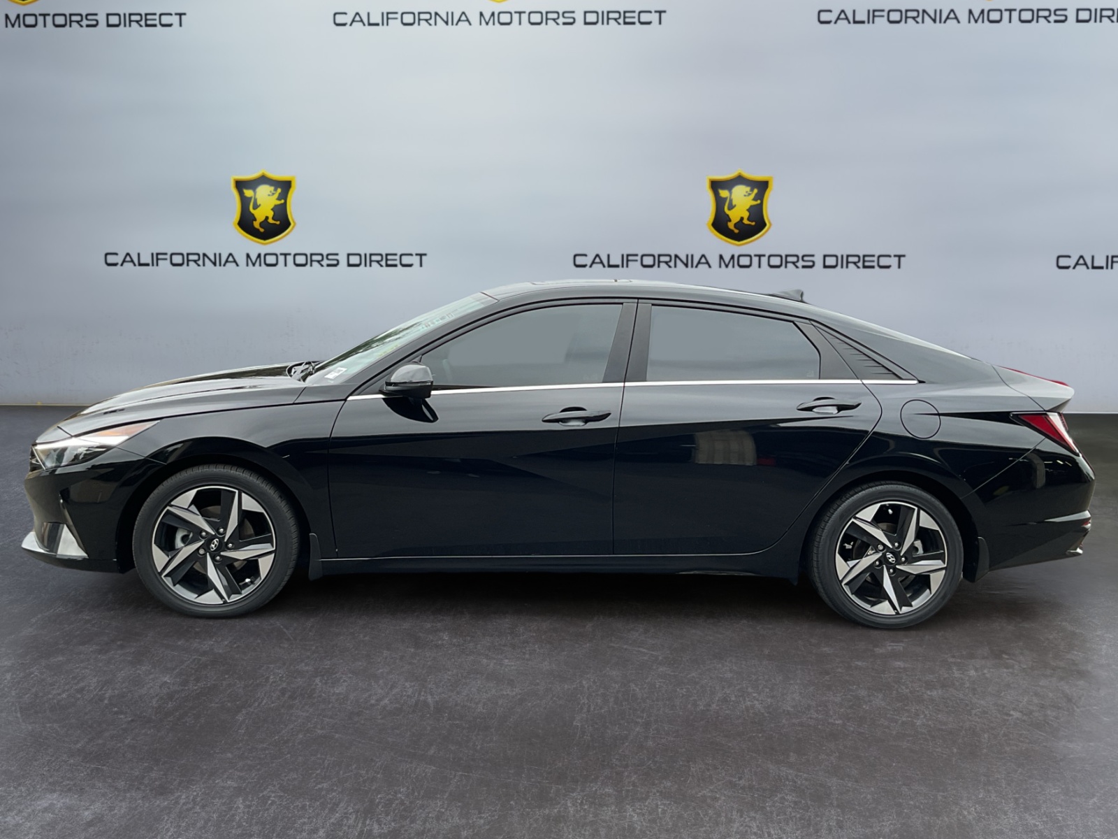 2022 Hyundai Elantra Hybrid Limited photo 8